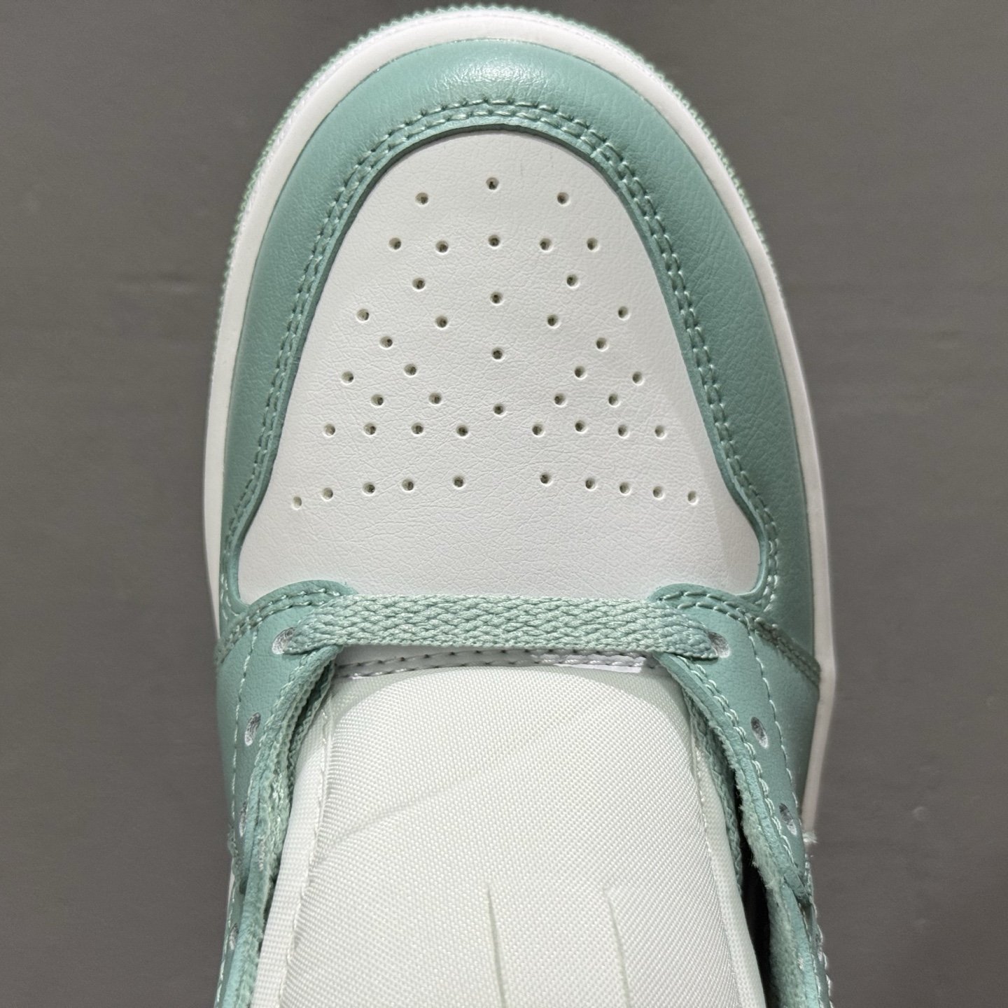 260 过验版本 Air Jordan 1 Mid AJ1乔1中帮文化篮球鞋 BQ6472-138