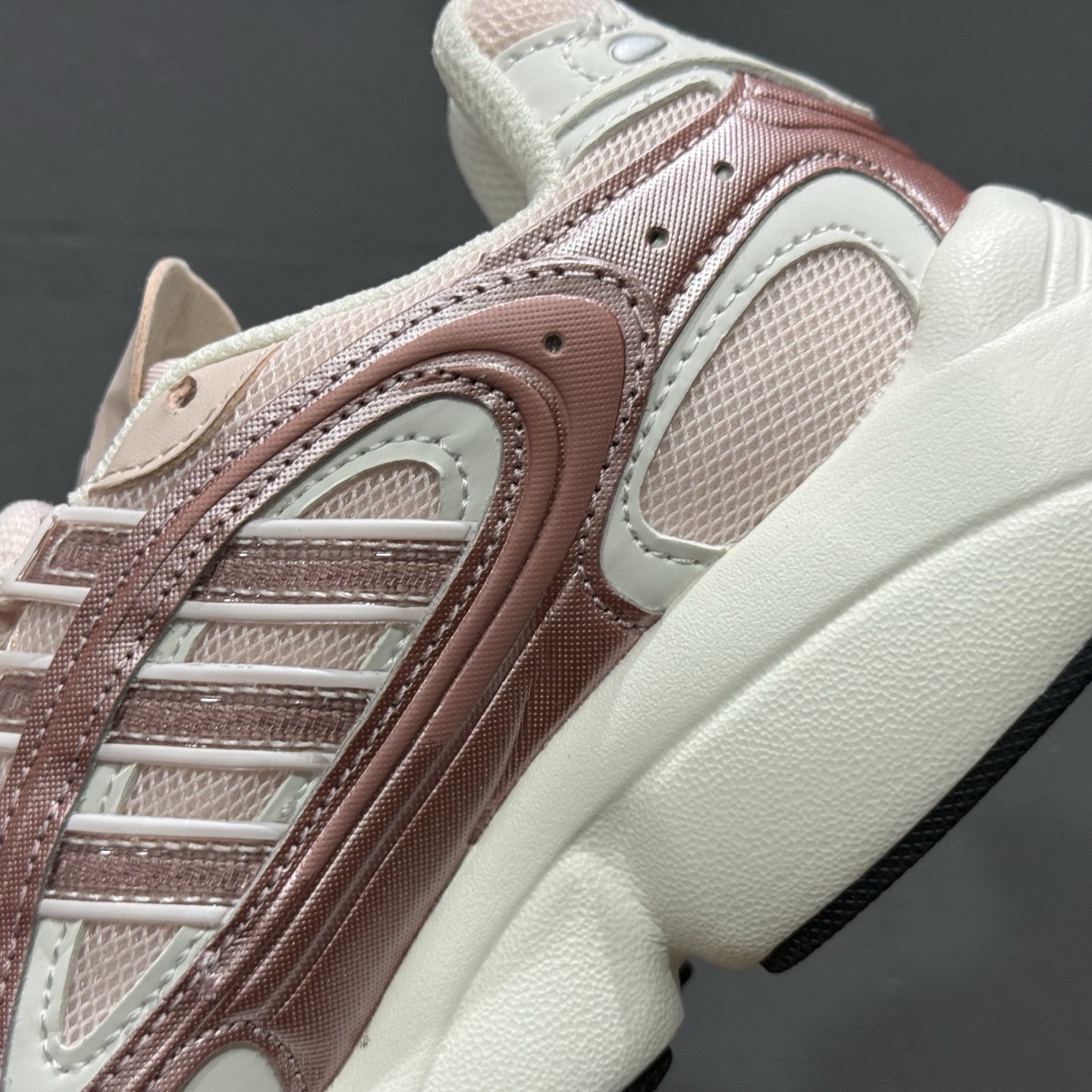 Ad Adizero Evo SL M 阿迪超轻透气缓震跑鞋 IE5842