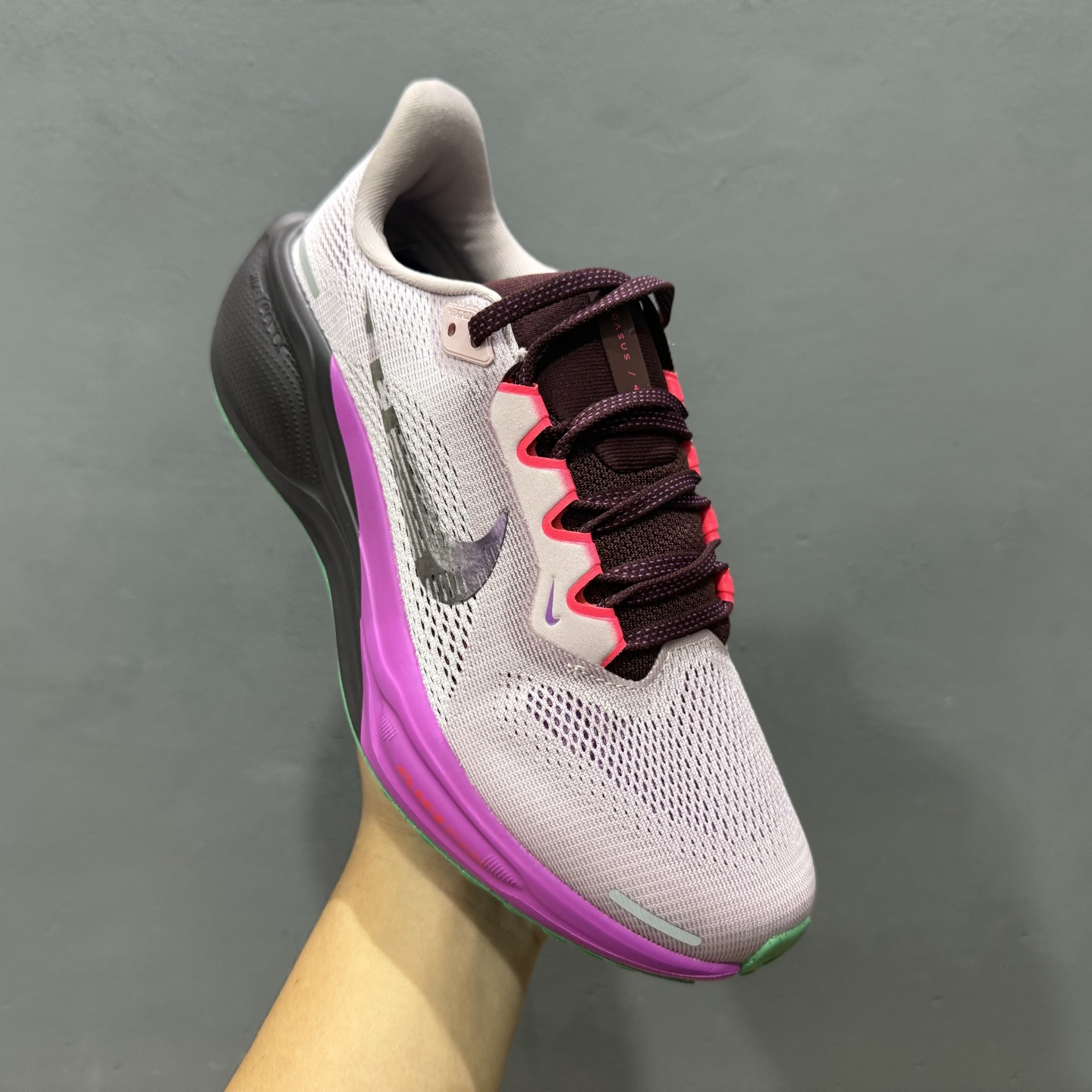200 Faith Kipyegon x NK Air Zoom Pegasus 41 飞马41代 网面跑步鞋 IB4199-500-Chinese UA Cheap High Quatity Brand Clothes Bags handbags Sneakers wholesale wholesaler seller from China Factory suppliers Fashion Clothing Shoes best Quality Beautiful Price 200 Faith Kipyegon x NK Air Zoom Pegasus 41 飞马41代 网面跑步鞋 IB4199-500