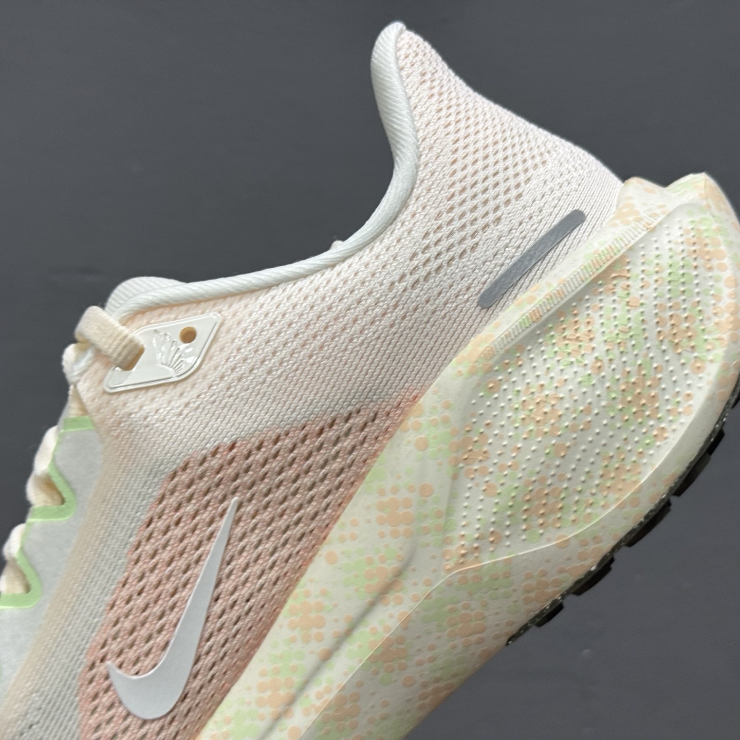 登月41代 Nike Pegasus 41运动老爹鞋也正式登场啦