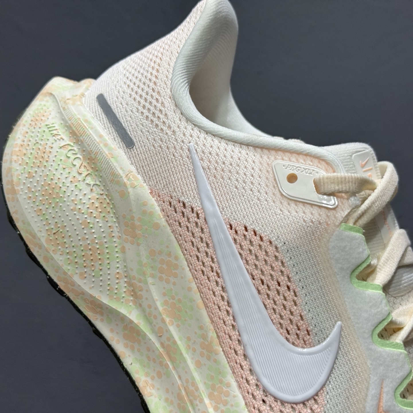 登月41代 Nike Pegasus 41运动老爹鞋也正式登场啦