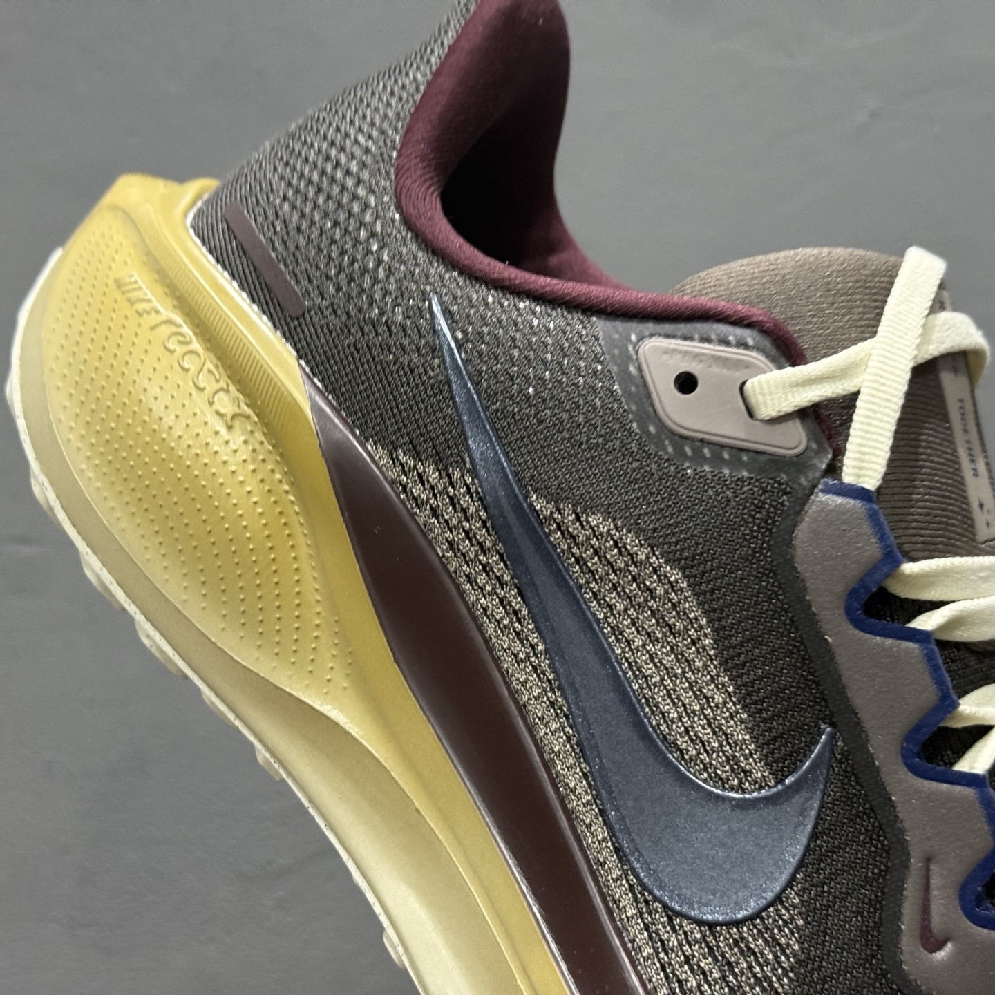 登月41代 Nike Pegasus 41运动老爹鞋也正式登场啦Nike Pegasus 41采用了全掌ReactX泡绵中底 登月41代 Nike Pegasus 41运动老爹鞋也正式登场啦Nike Pegasus 41采用了全掌ReactX泡绵中底