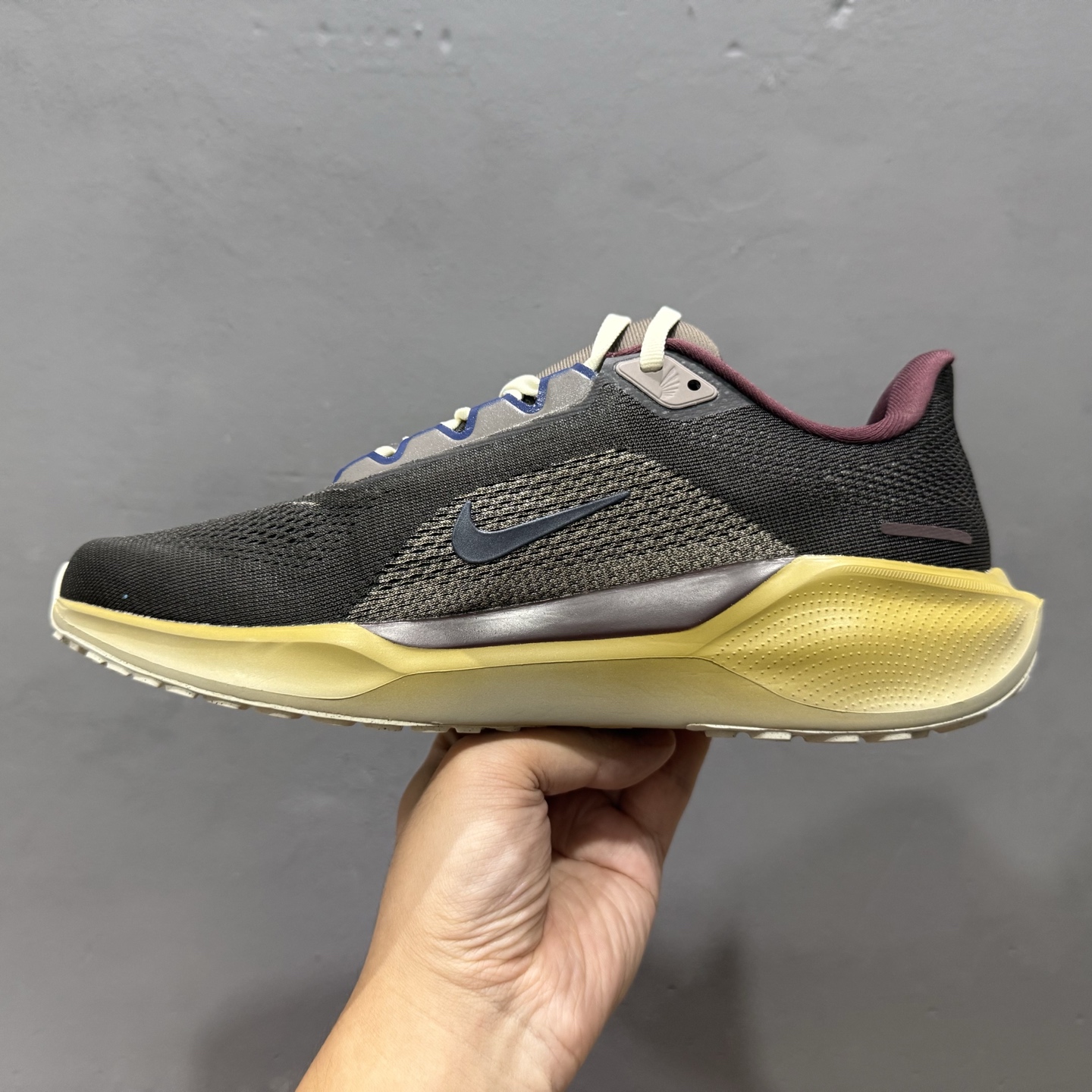 登月41代 Nike Pegasus 41运动老爹鞋也正式登场啦Nike Pegasus 41采用了全掌ReactX泡绵中底 登月41代 Nike Pegasus 41运动老爹鞋也正式登场啦Nike Pegasus 41采用了全掌ReactX泡绵中底