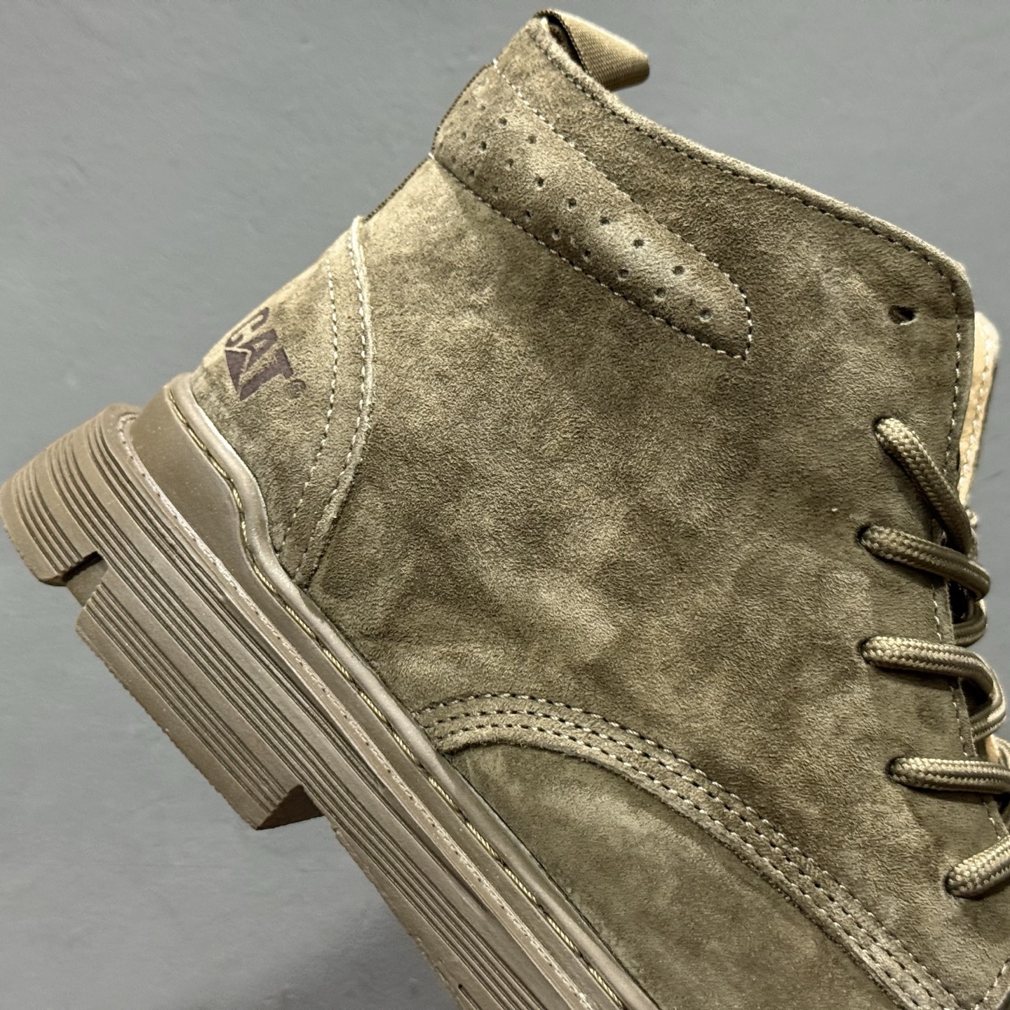 260 25年秋冬款CAT硬汉推土机品牌·卡特Tramp Hike Low款户外中邦休闲系带男鞋