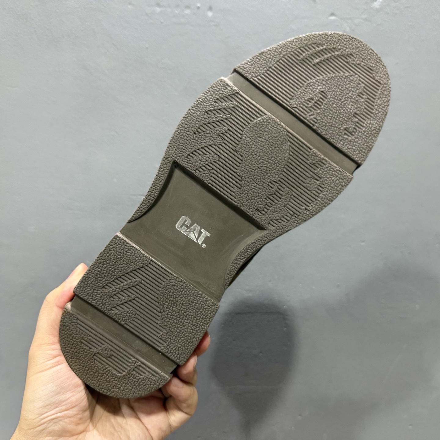 260 25年秋冬款CAT硬汉推土机品牌·卡特Tramp Hike Low款户外中邦休闲系带男鞋