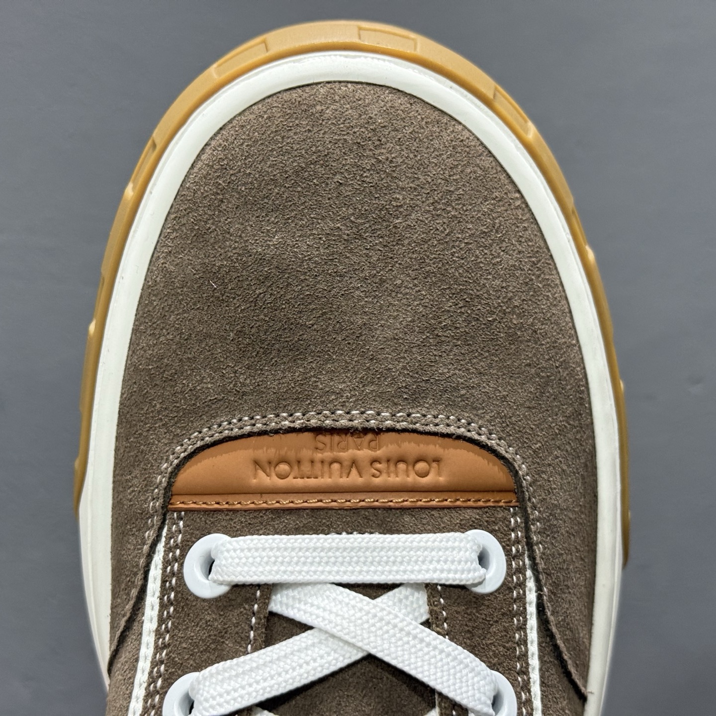 380 LOUIS VUITTON skate sneaker 2025 秋冬男士系列 Classic 牛皮革 圆头系带 低帮 生活休闲鞋