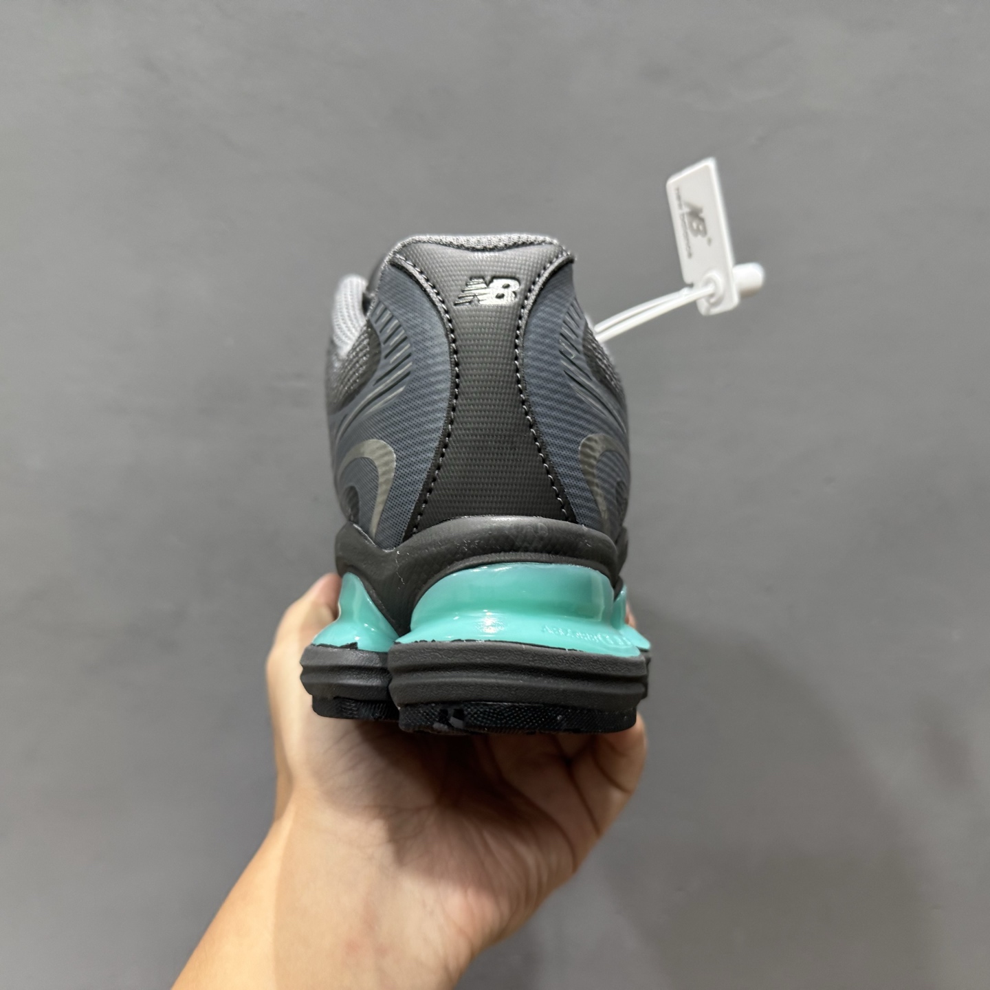 240 大厂出品 New Balance ABZORB 2000 灰黑 U20007PF