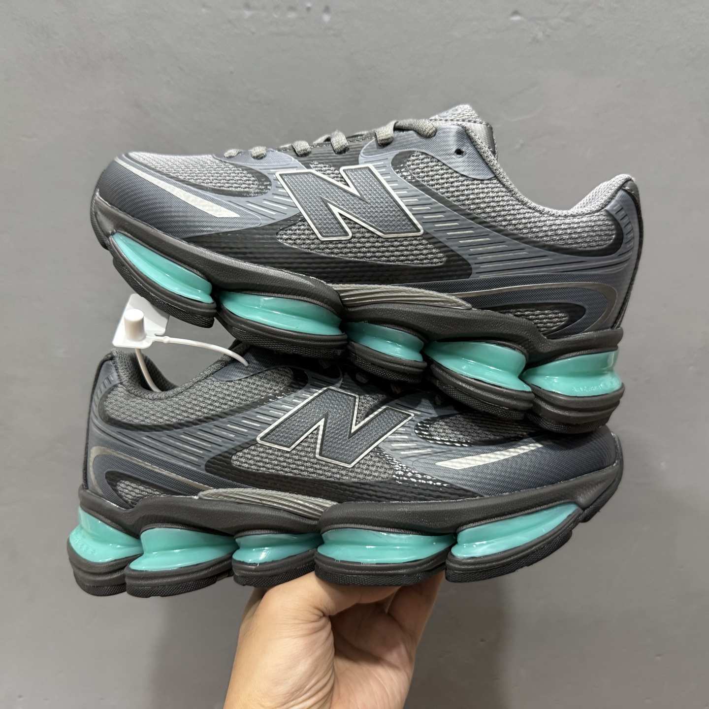 240 大厂出品 New Balance ABZORB 2000 灰黑 U20007PF
