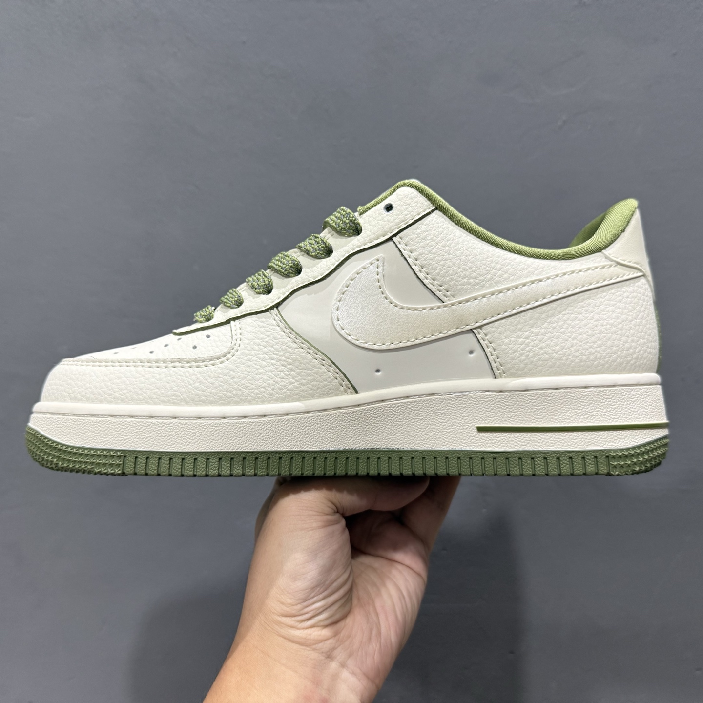 260 Supreme x NIke Air Force 1 米白军绿边 XX3168-221