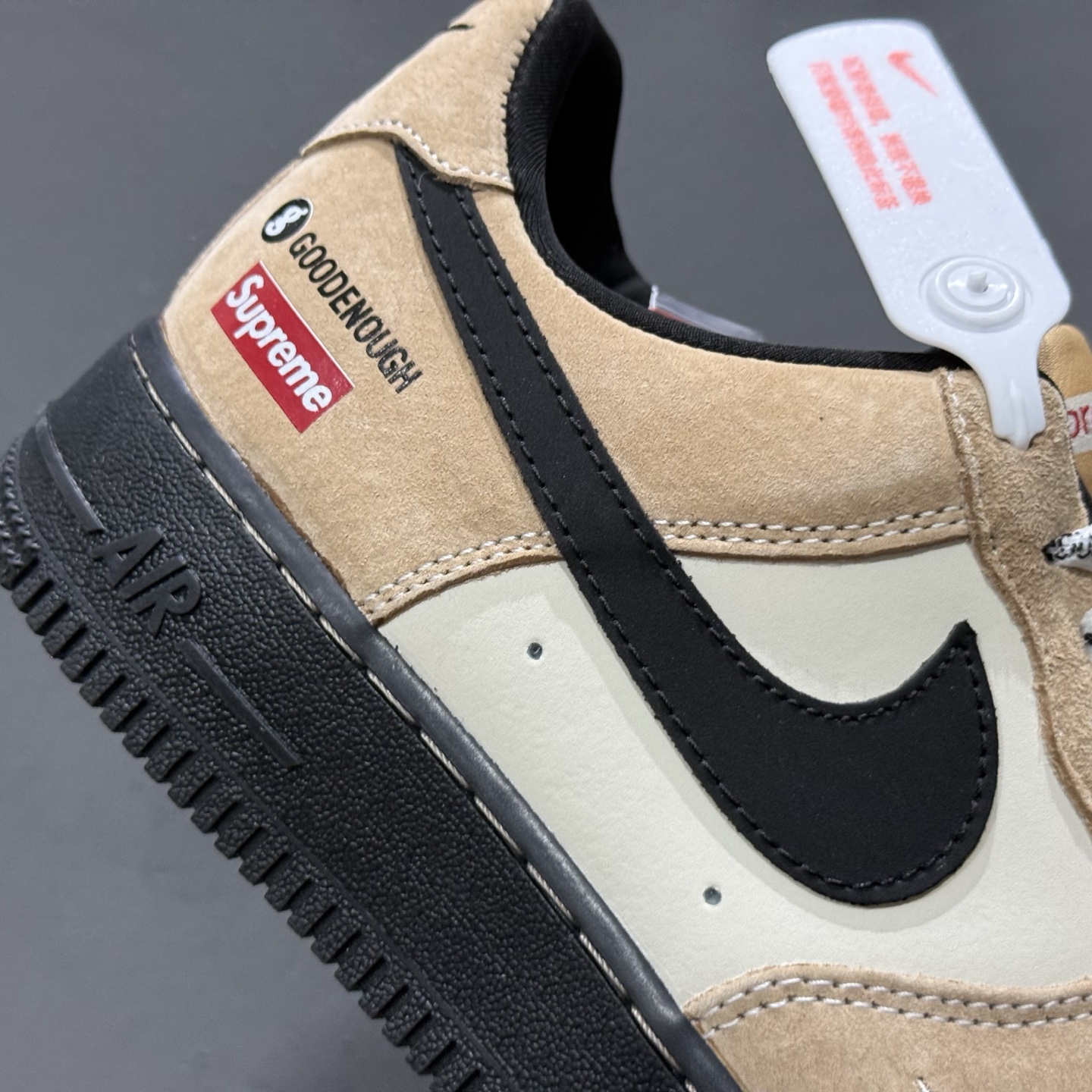 260 Supreme x NIke Air Force 1 黑棕空军 YF9511-810