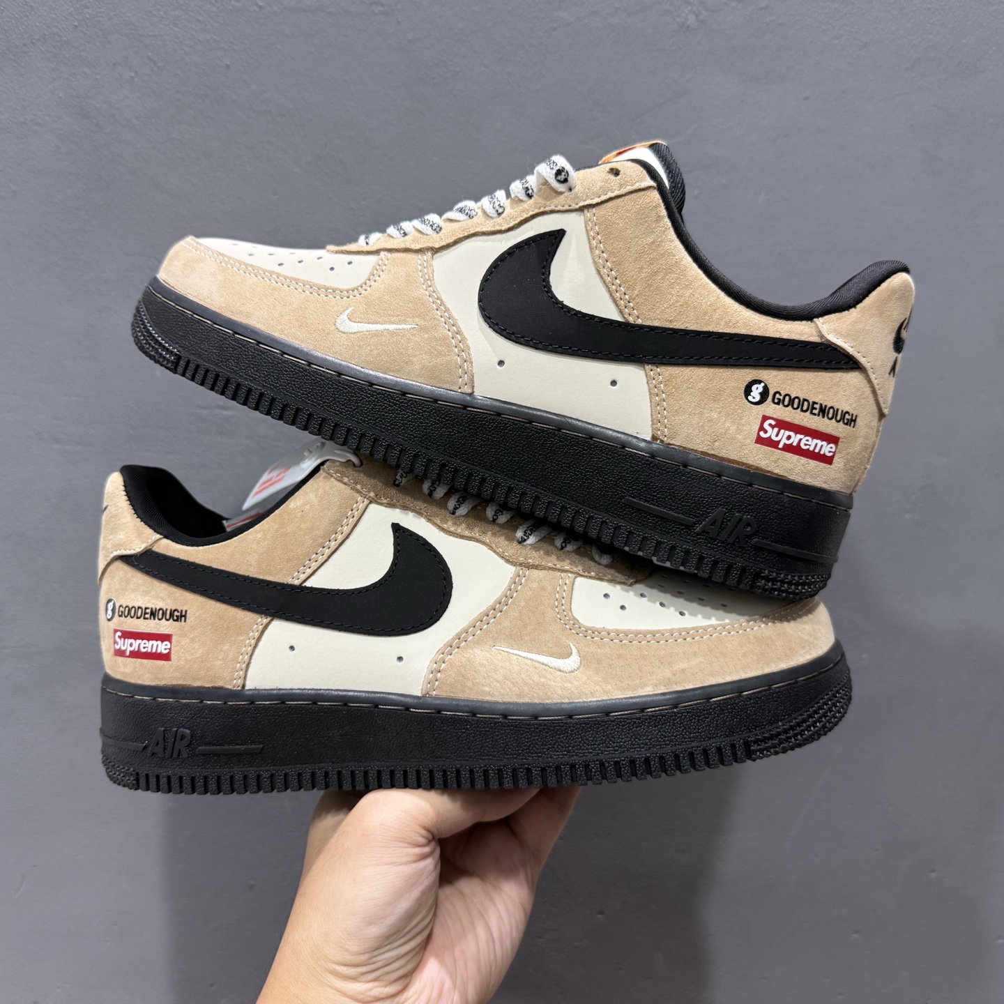 260 Supreme x NIke Air Force 1 黑棕空军 YF9511-810