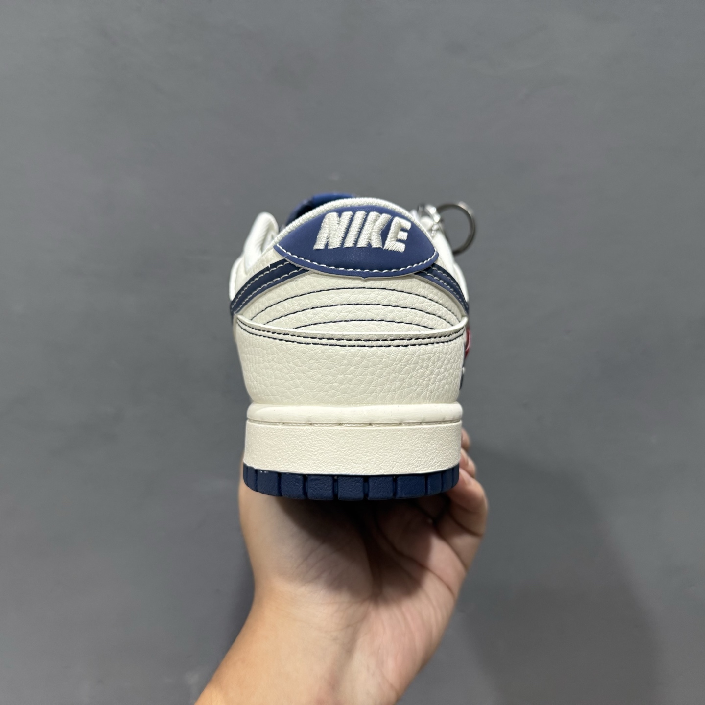 Supreme x Nike Dunk Low Nike米蓝勾 HH7518-083 Supreme x Nike Dunk Low Nike米蓝勾 HH7518-083