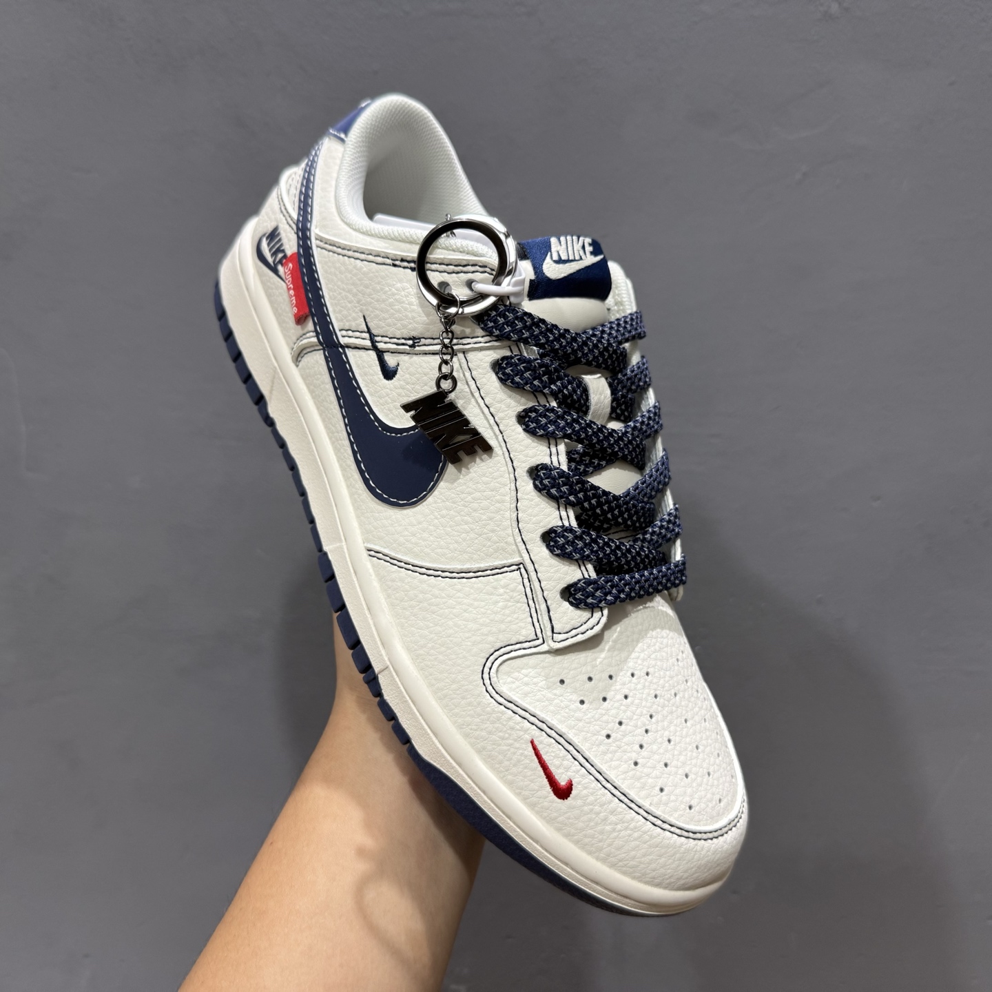 Supreme x Nike Dunk Low Nike米蓝勾 HH7518-083 Supreme x Nike Dunk Low Nike米蓝勾 HH7518-083