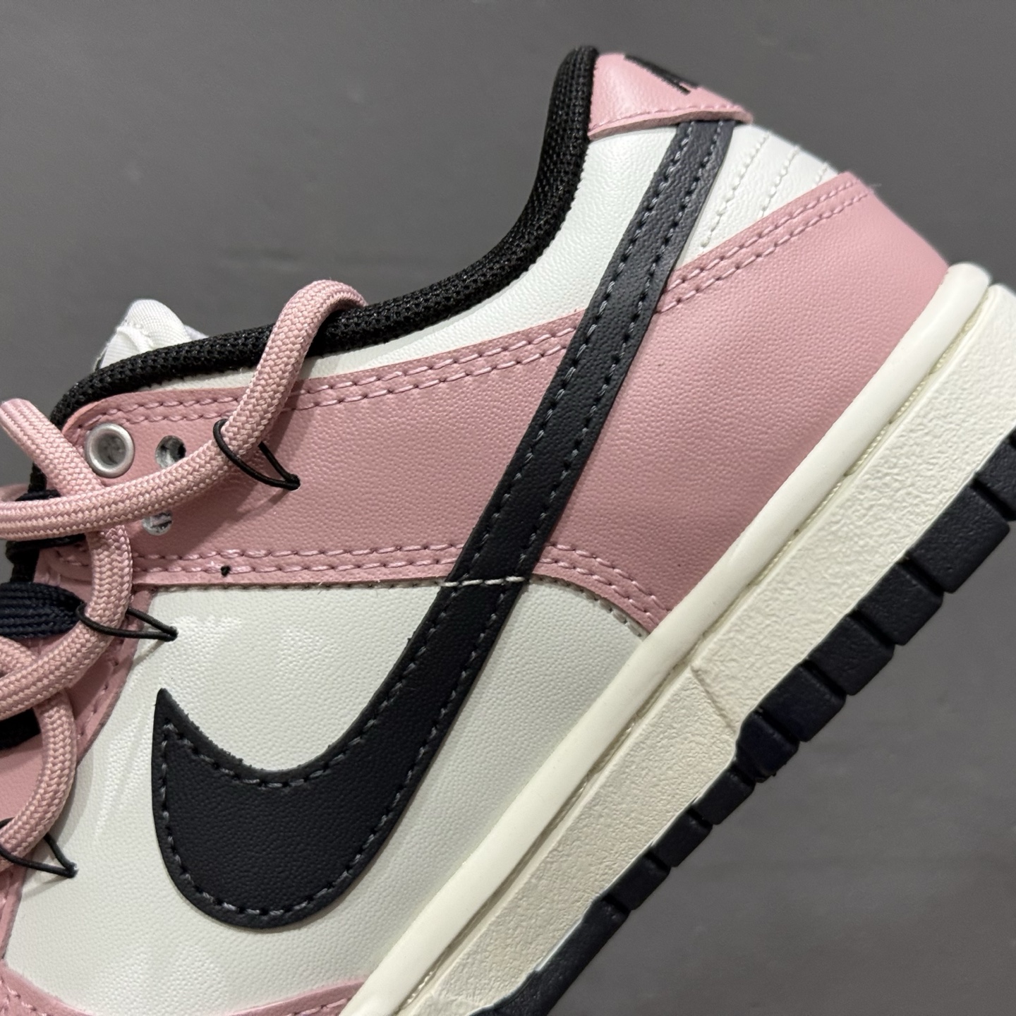 定制球鞋 Nike Dunk 怦然心动 粉白黑 PB0510-055