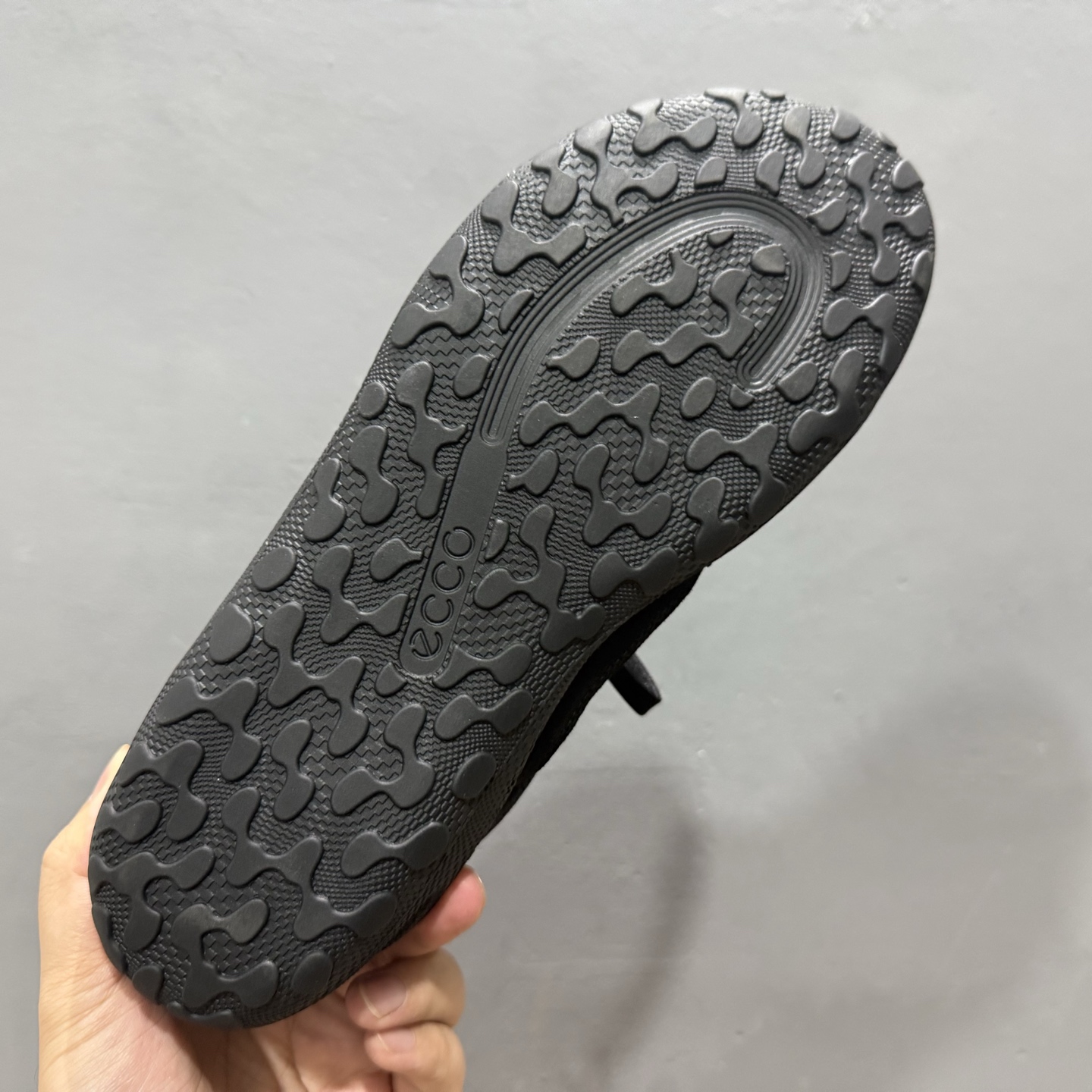 280 ECCO爱步运动鞋 2025年新款户外运动薄底赤足鞋休闲鞋男女