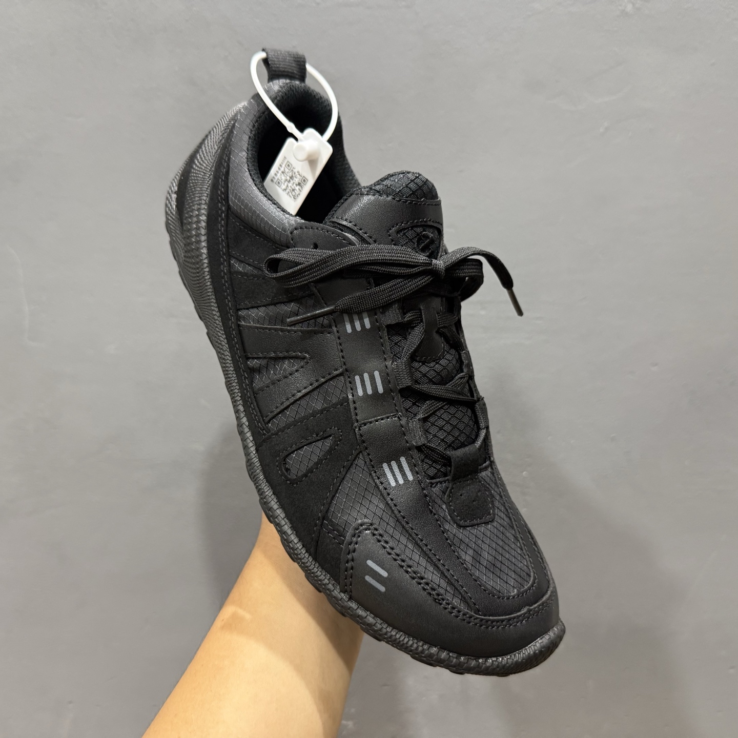 280 ECCO爱步运动鞋 2025年新款户外运动薄底赤足鞋休闲鞋男女