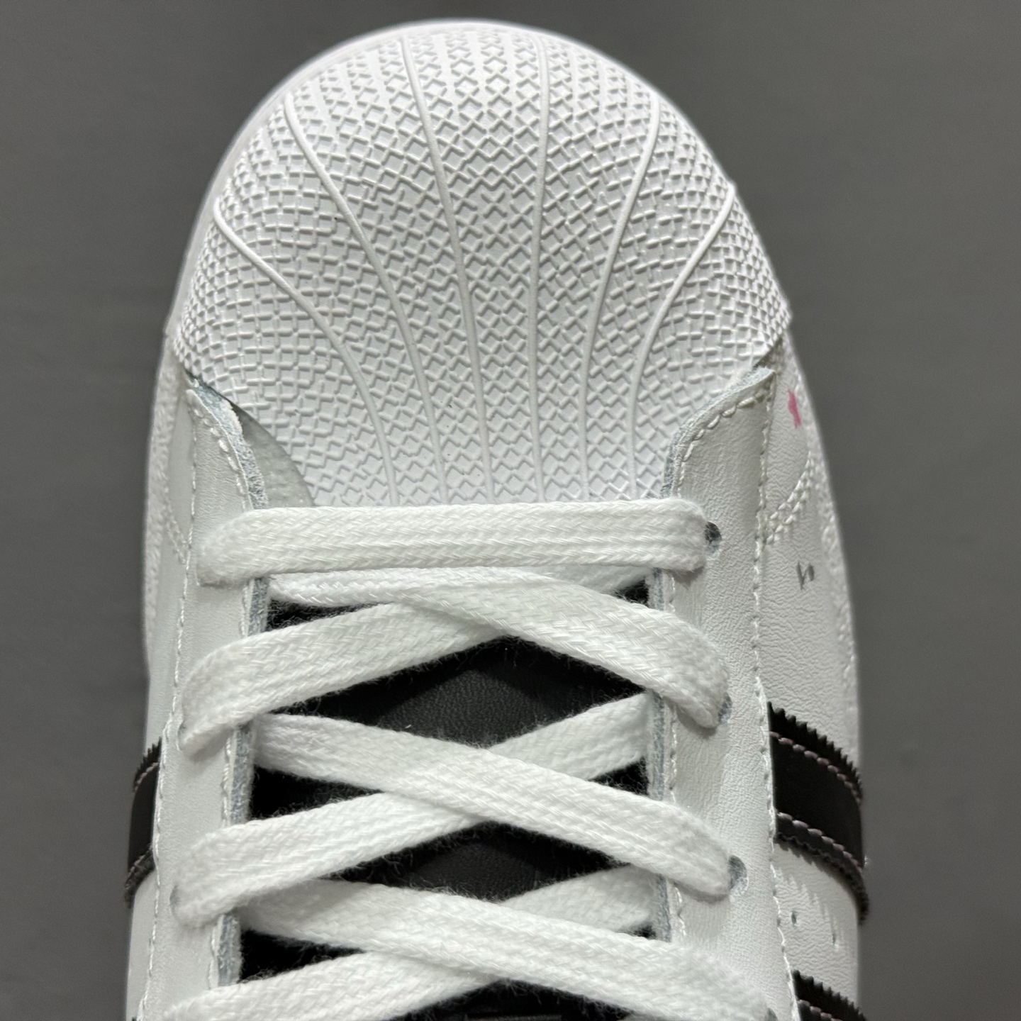 130 Adidas Originals Superstar 贝壳头系列 阿迪达斯 三叶草 低帮经典百搭休闲运动板鞋 IF3561