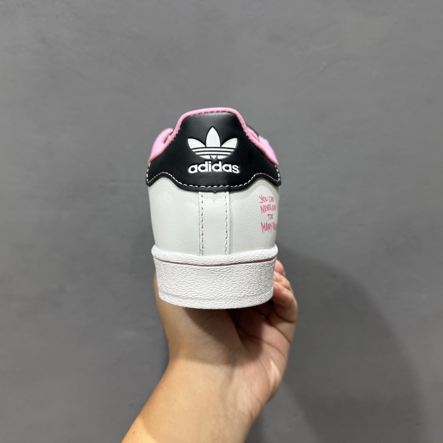 130 Adidas Originals Superstar 贝壳头系列 阿迪达斯 三叶草 低帮经典百搭休闲运动板鞋 IF3561