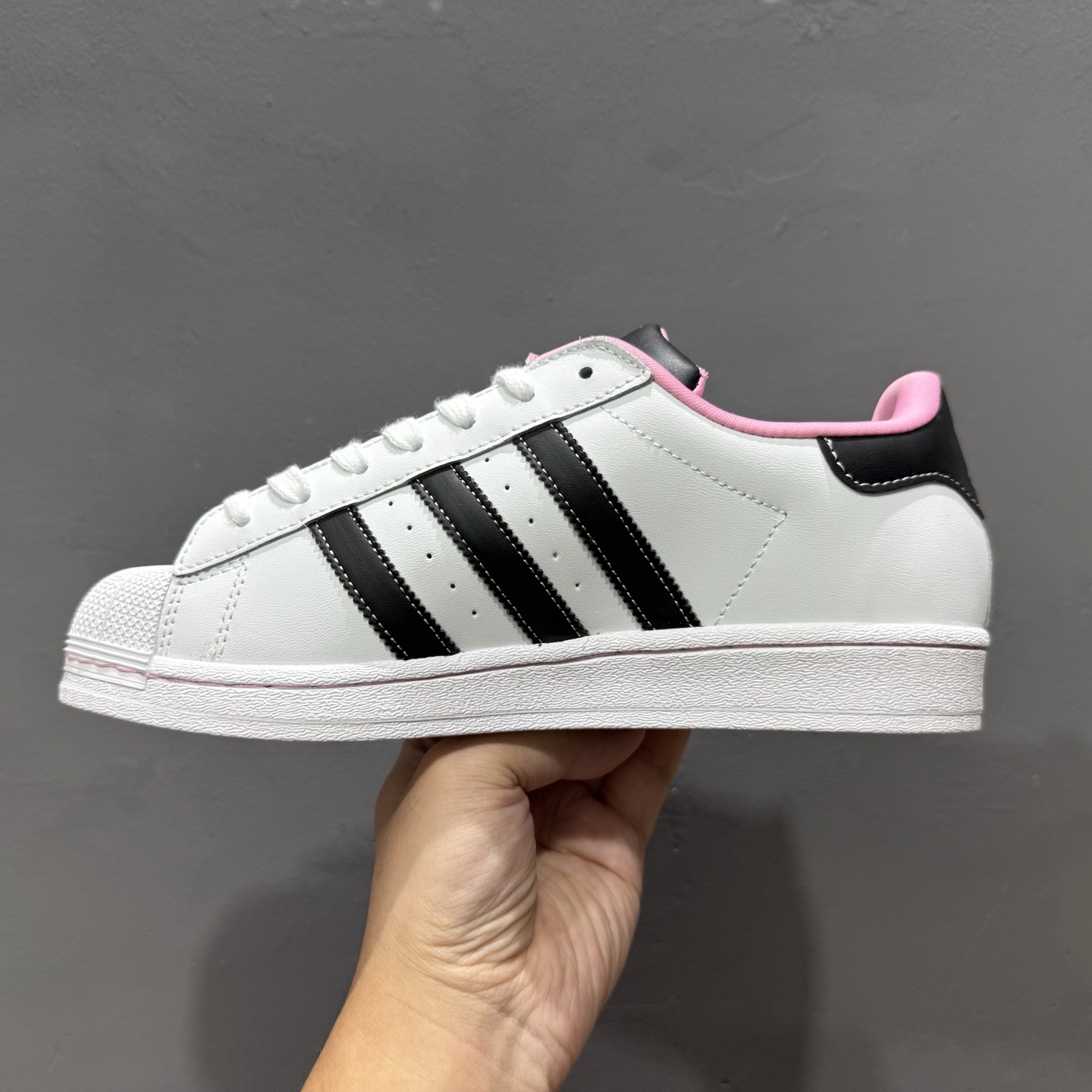 130 Adidas Originals Superstar 贝壳头系列 阿迪达斯 三叶草 低帮经典百搭休闲运动板鞋 IF3561