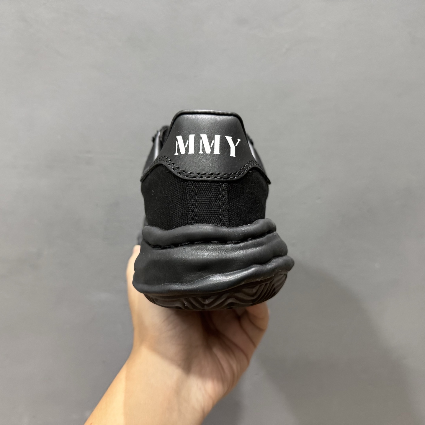 220 余文乐挚爱单品 MMY Blakey 脏脏鞋 AMIRI骨头鞋同款 复古溶解风运动鞋