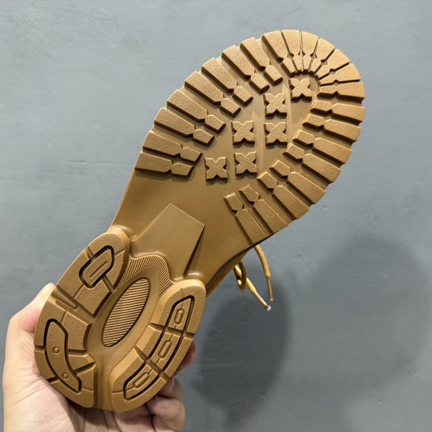 260 新货#CAT卡特 硬汉推土机品牌经典百搭户外中帮休闲马丁靴系列