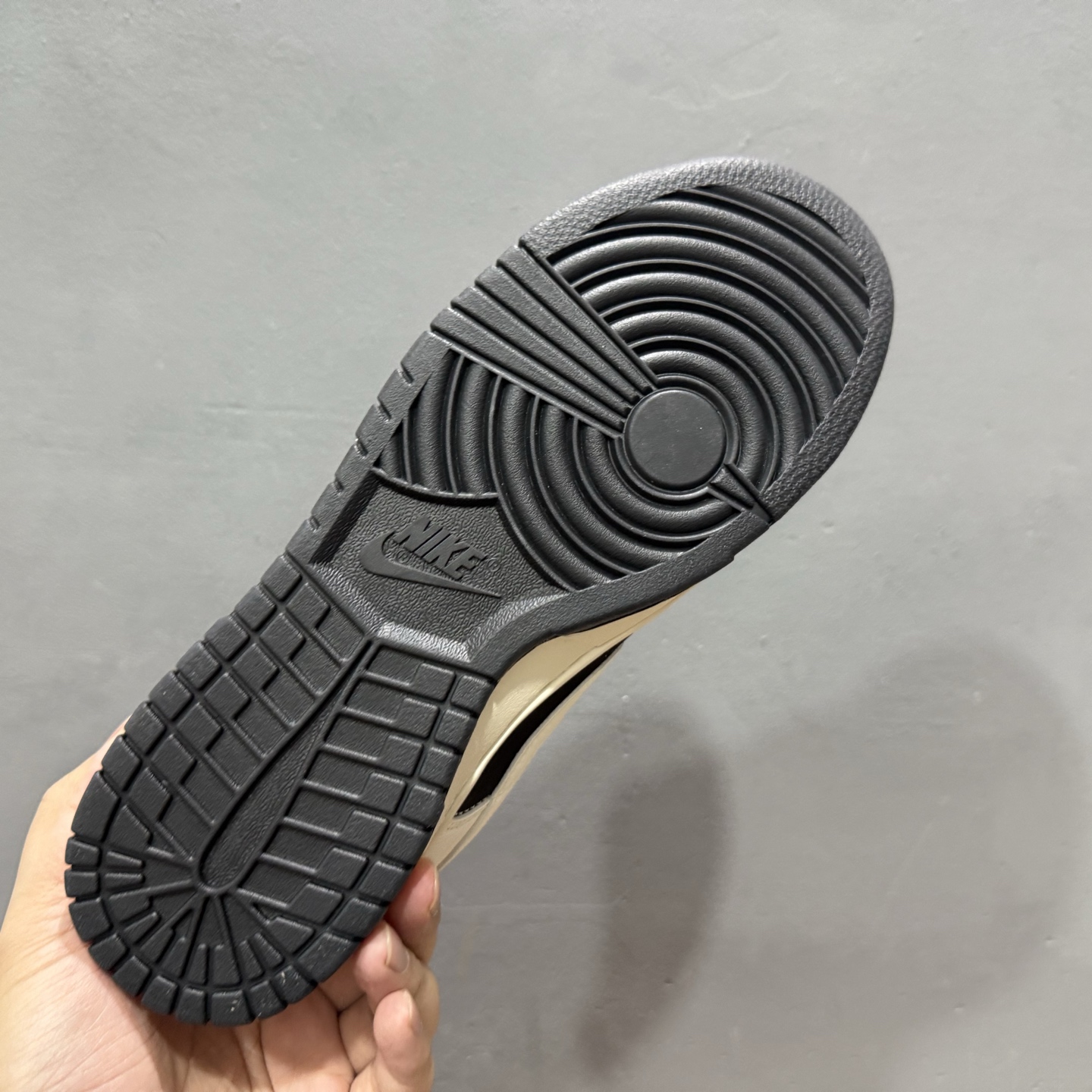 280 XC/Nike SB Dunk Low“ Supreme联名——米黑拼接” 周年高端定制 低帮休闲板鞋 JP1628-010