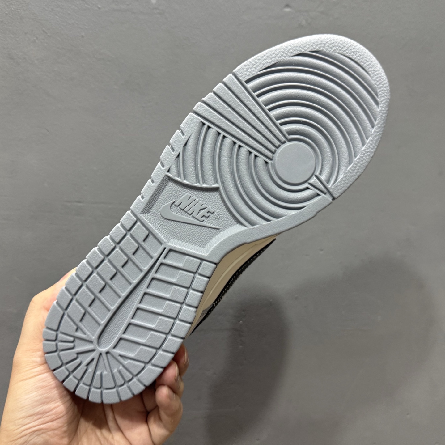 280 Nike Dunk Low Retro 联名款 耐克 低帮休闲运动板鞋 BB0528-109-Chinese UA Cheap High Quatity Brand Clothes Bags handbags Sneakers wholesale wholesaler seller from China Factory suppliers Fashion Clothing Shoes best Quality Beautiful Price 280 Nike Dunk Low Retro 联名款 耐克 低帮休闲运动板鞋 BB0528-109