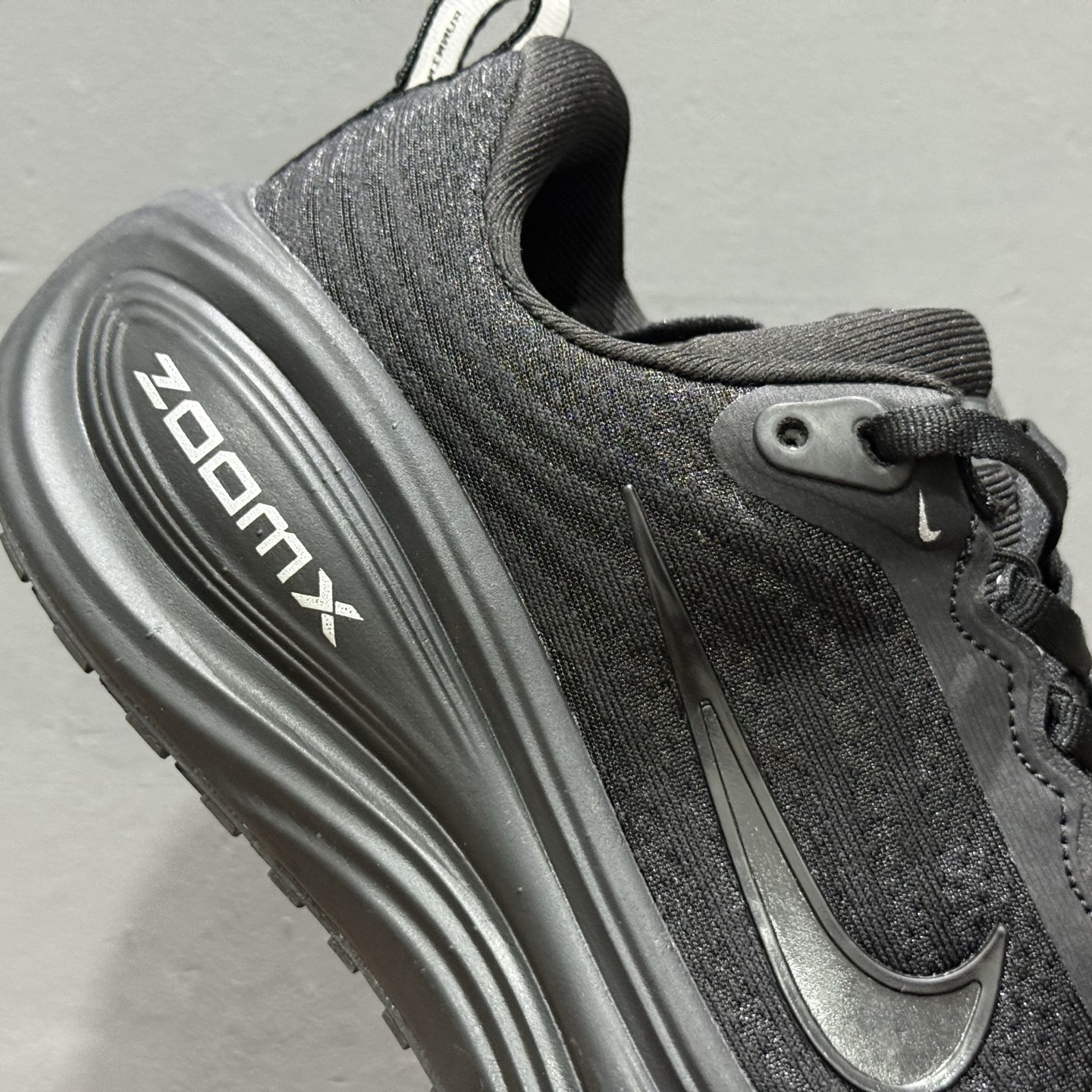 180 Nike Air zoom Vomero Plus 耐克网面厚底气垫跑鞋 IH2268-001