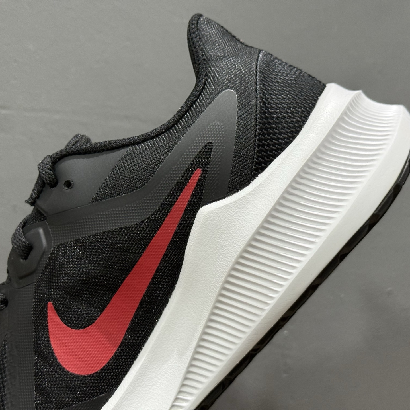 170 NK Downshifter 10系列 黑绿 网面透气减震耐磨运动跑步鞋 CI9981-006