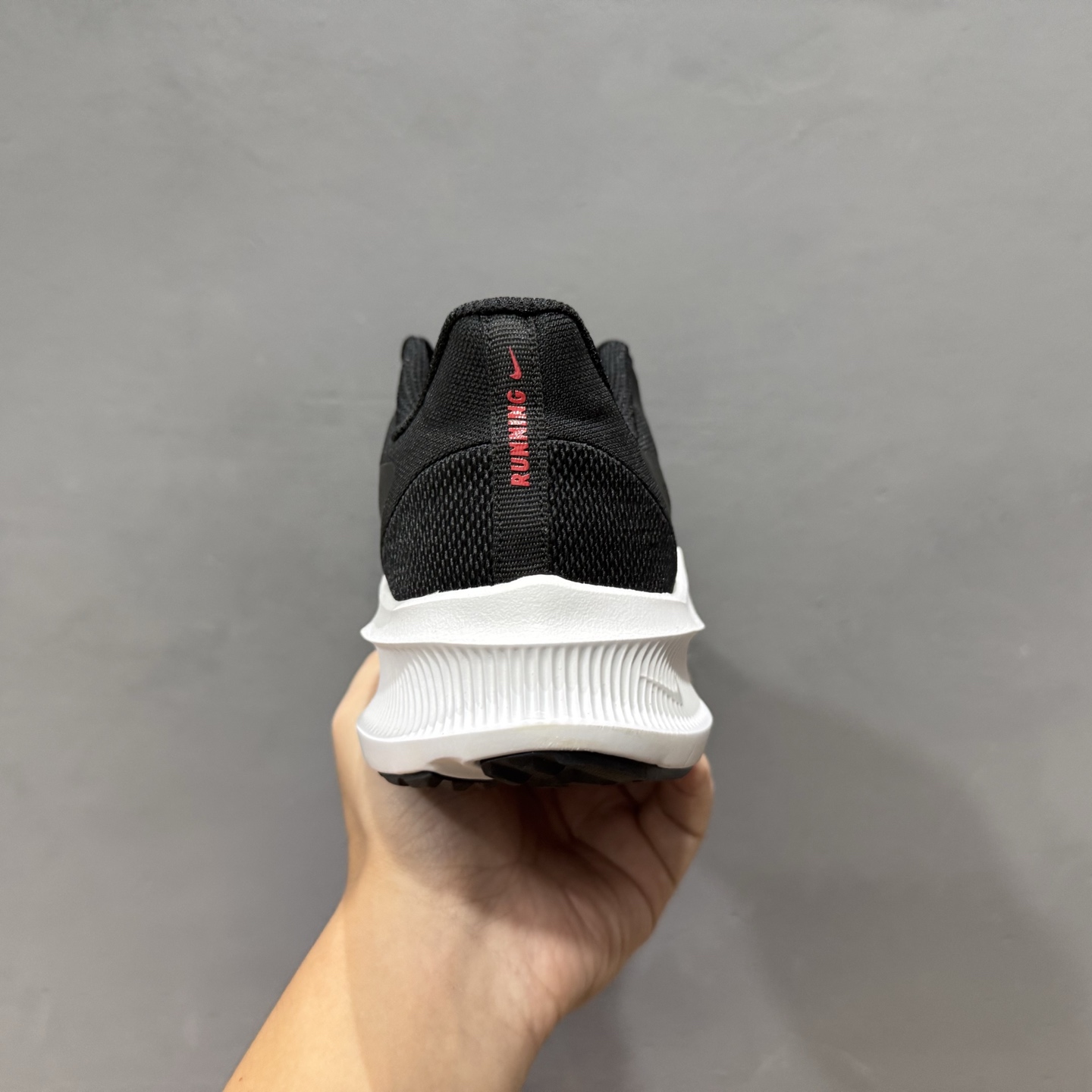 170 NK Downshifter 10系列 黑绿 网面透气减震耐磨运动跑步鞋 CI9981-006