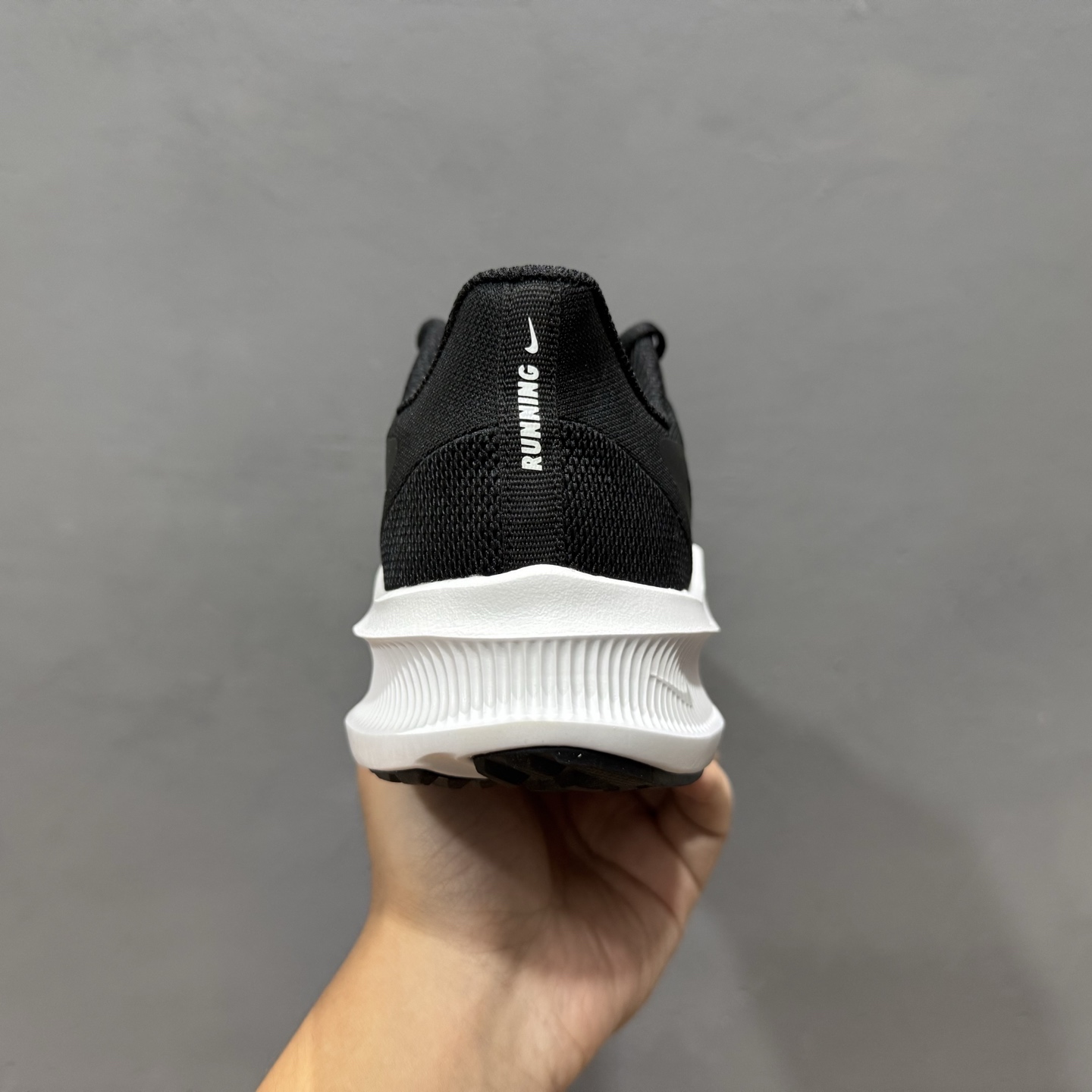 170 NK Downshifter 10系列 黑绿 网面透气减震耐磨运动跑步鞋 CI9981-004