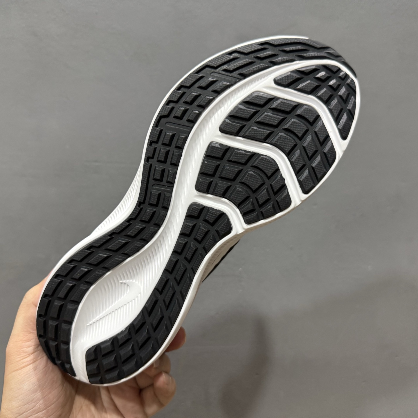 170 NK Downshifter 10系列 黑绿 网面透气减震耐磨运动跑步鞋 CI9981-004