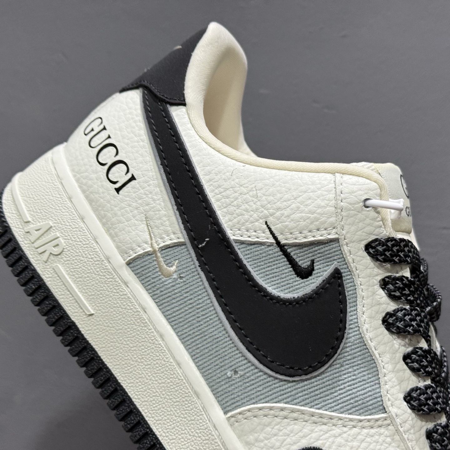 ¥260 Nike Air Force 1'07 Low 古驰联名 白灰黑 空军一号低帮休闲板鞋 YF9511-808-Chinese UA Cheap High Quatity Brand Clothes Bags handbags Sneakers wholesale wholesaler seller from China Factory suppliers Fashion Clothing Shoes best Quality Beautiful Price ¥260 Nike Air Force 1'07 Low 古驰联名 白灰黑 空军一号低帮休闲板鞋 YF9511-808