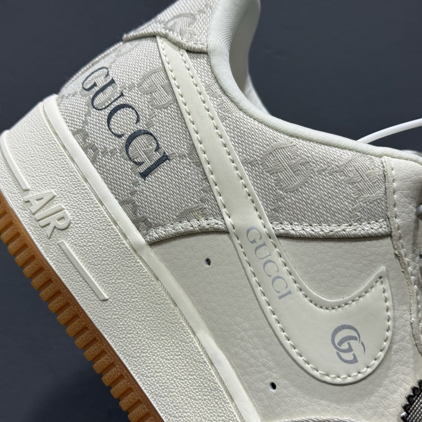 ¥260 Nike Air Force 1'07 Low 古驰联名 烟灰生胶 空军一号低帮休闲板鞋 DK0188-084-Chinese UA Cheap High Quatity Brand Clothes Bags handbags Sneakers wholesale wholesaler seller from China Factory suppliers Fashion Clothing Shoes best Quality Beautiful Price ¥260 Nike Air Force 1'07 Low 古驰联名 烟灰生胶 空军一号低帮休闲板鞋 DK0188-084