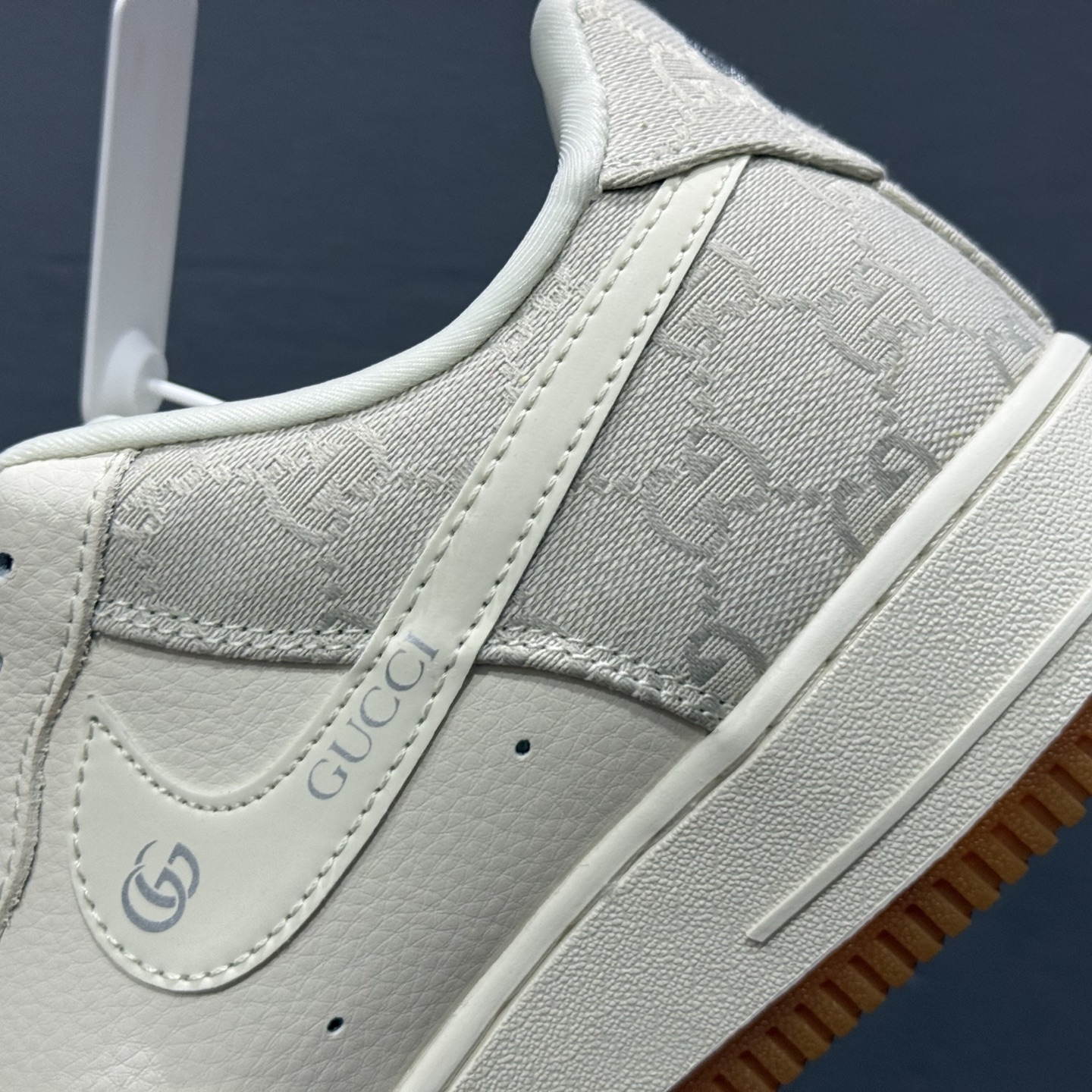 ¥260 Nike Air Force 1'07 Low 古驰联名 烟灰生胶 空军一号低帮休闲板鞋 DK0188-084-Chinese UA Cheap High Quatity Brand Clothes Bags handbags Sneakers wholesale wholesaler seller from China Factory suppliers Fashion Clothing Shoes best Quality Beautiful Price ¥260 Nike Air Force 1'07 Low 古驰联名 烟灰生胶 空军一号低帮休闲板鞋 DK0188-084