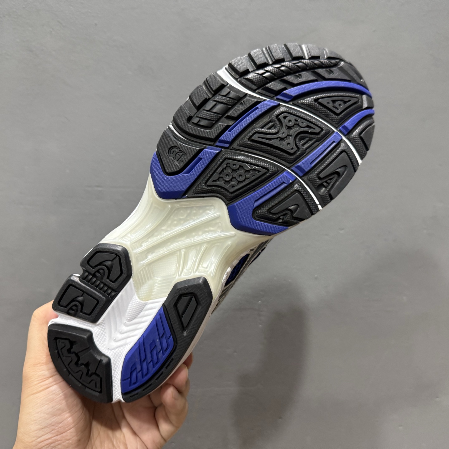 Asics Gel-Kayano 14 亚瑟士运动休闲透气专业跑鞋 1201A019-401