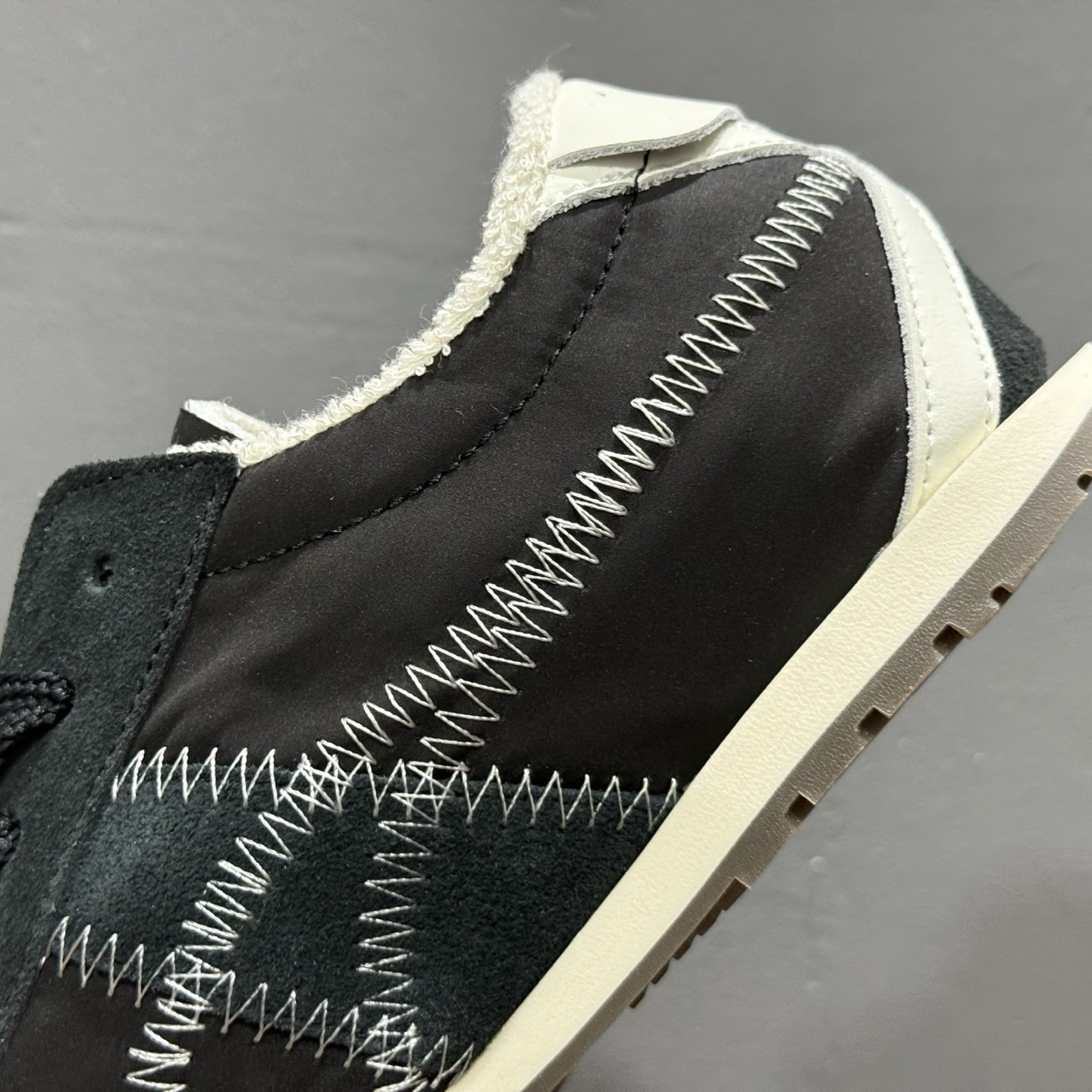 170 Onitsuka Tiger Corsair ASSíE帮生活休闲鞋 1183C317-001