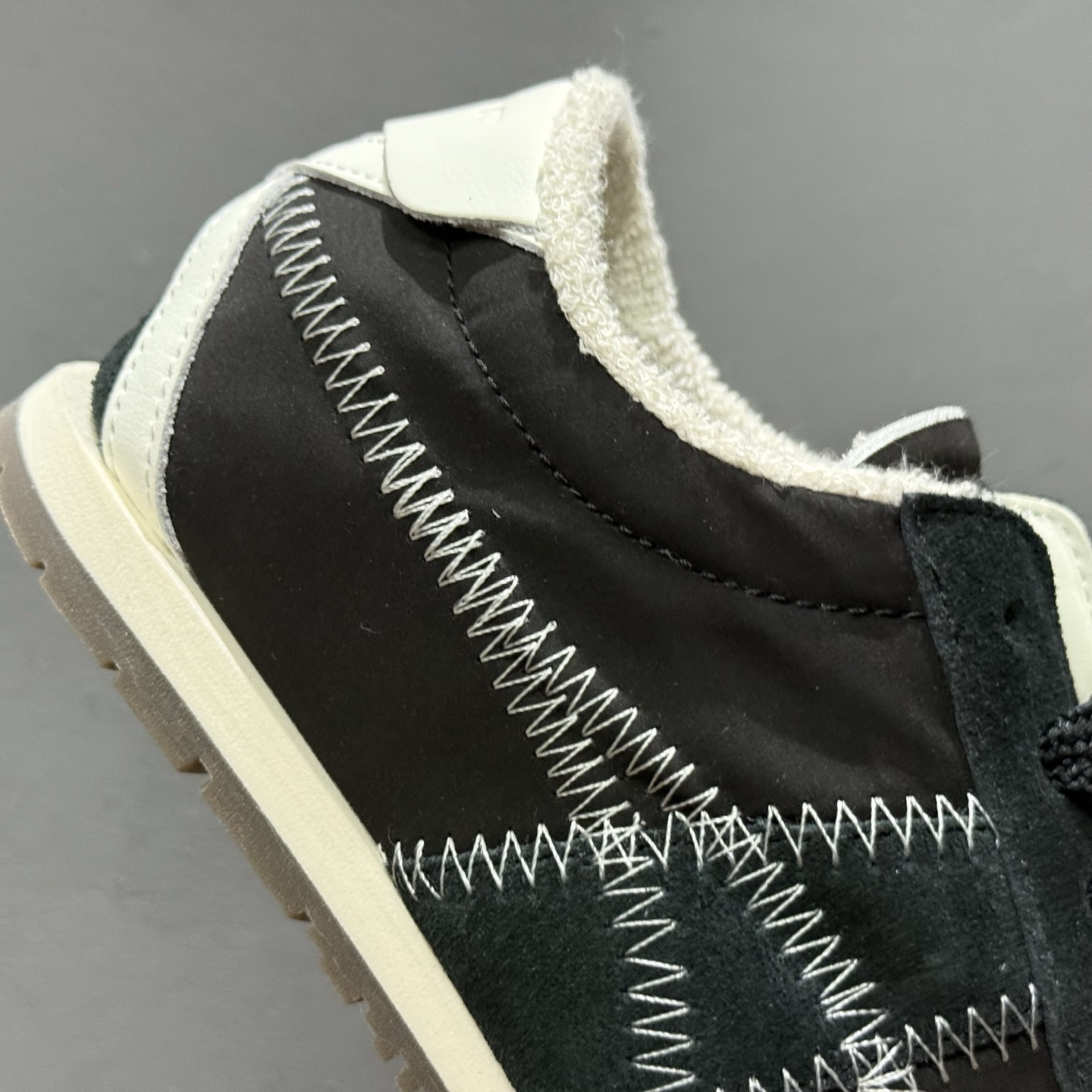 170 Onitsuka Tiger Corsair ASSíE帮生活休闲鞋 1183C317-001