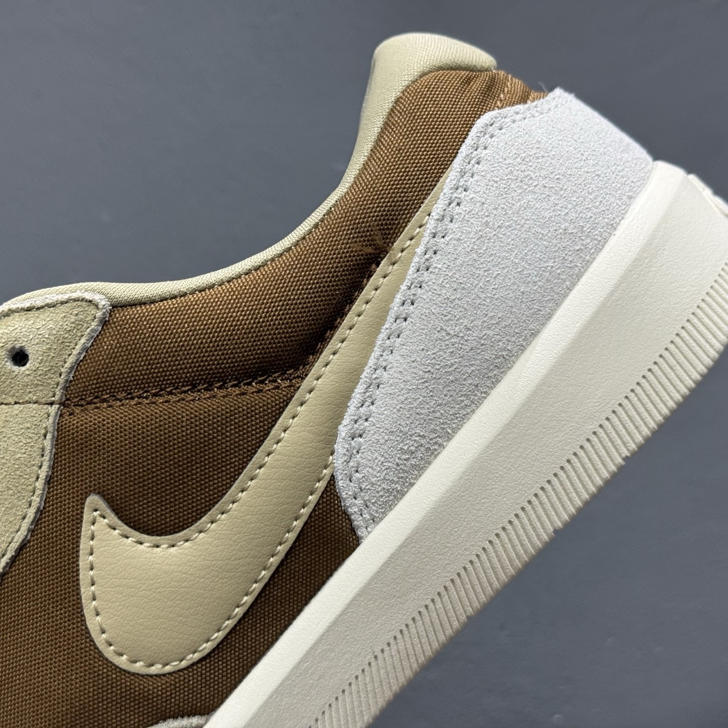 160 耐克Nike SB Force 58 硫化杯底 传统篮球风格 DV5477-202