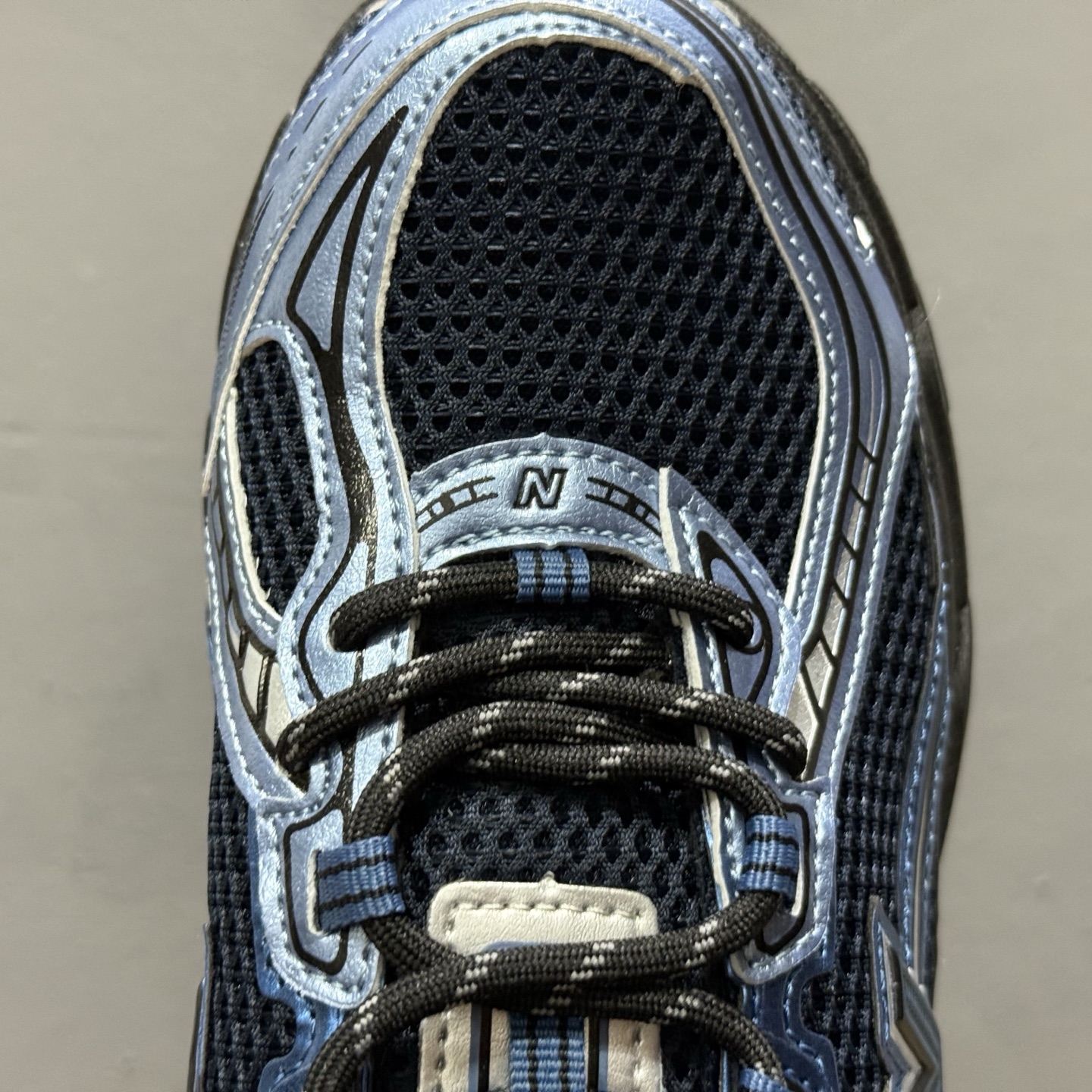 ￥200 New Balance 740系列复古老爹风休闲运动慢跑鞋 U740DT2