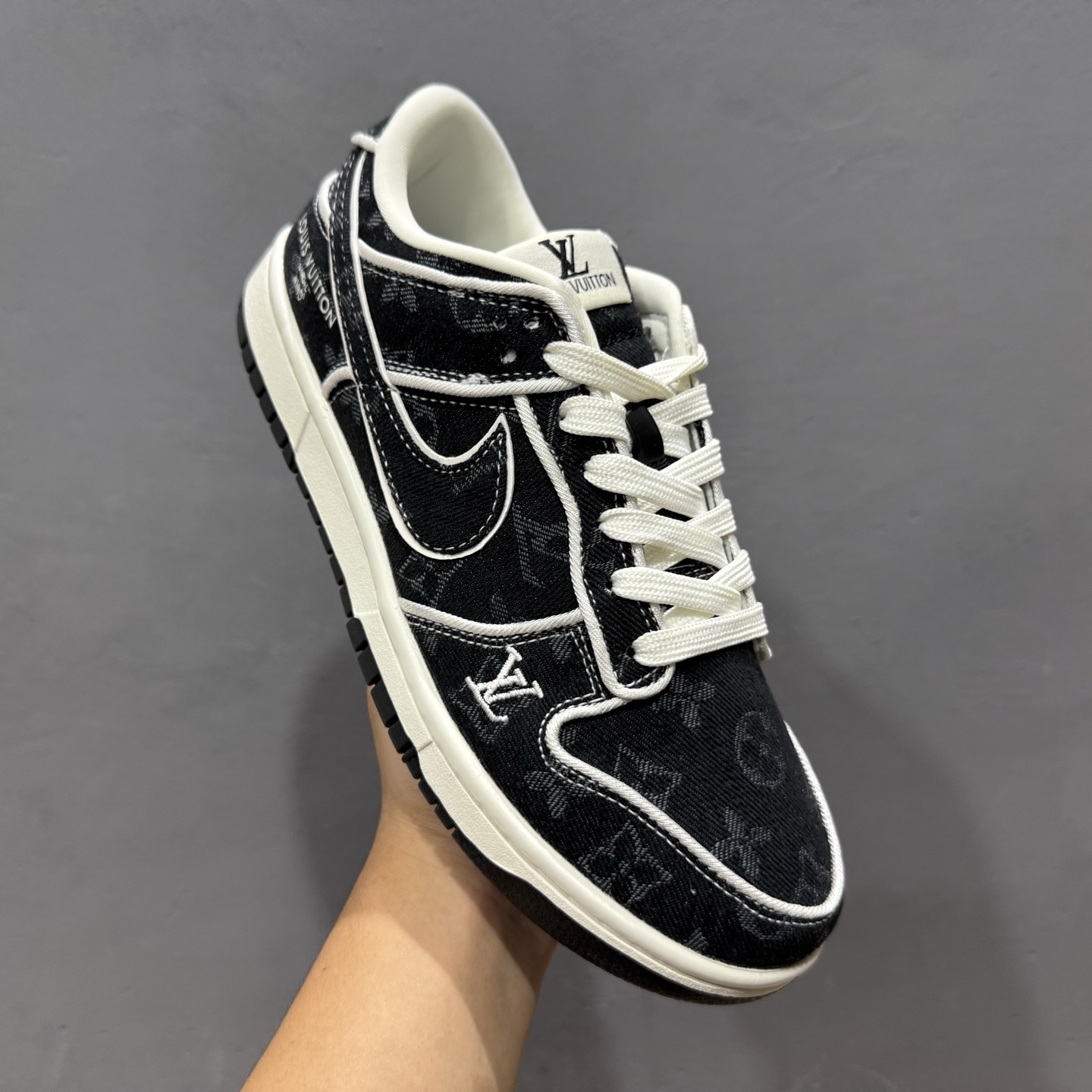 ￥280 Nike SB Dunk Low LV联名 白深黑牛仔 高端定制 低帮休闲板鞋 SC0601-467