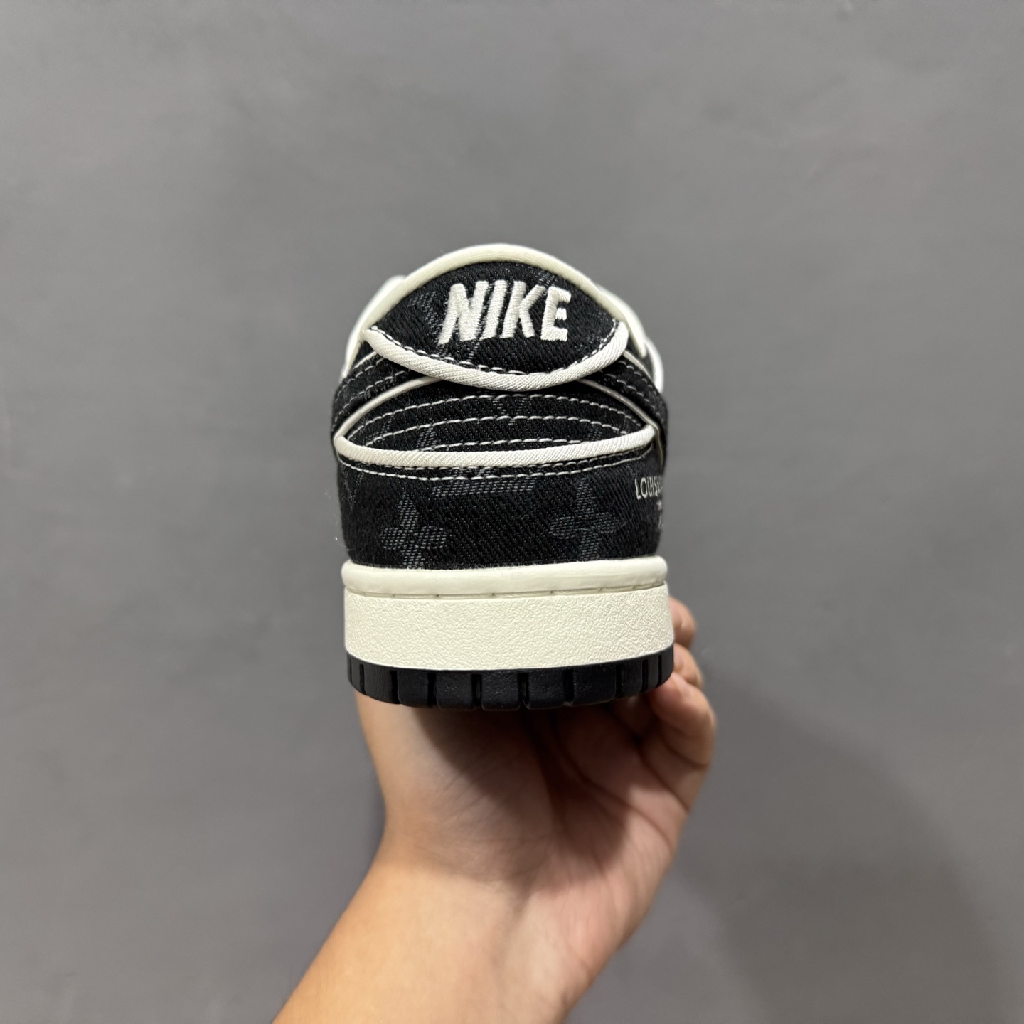 ￥280 Nike SB Dunk Low LV联名 白深黑牛仔 高端定制 低帮休闲板鞋 SC0601-467