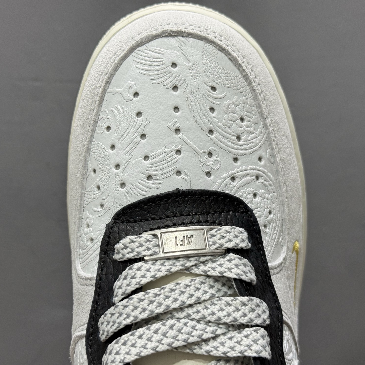 ¥260 Nike Air Force 1'07 Low 联名 白黑灰空军 空军一号低帮休闲板鞋 YF9511-805-Chinese UA Cheap High Quatity Brand Clothes Bags handbags Sneakers wholesale wholesaler seller from China Factory suppliers Fashion Clothing Shoes best Quality Beautiful Price ¥260 Nike Air Force 1'07 Low 联名 白黑灰空军 空军一号低帮休闲板鞋 YF9511-805