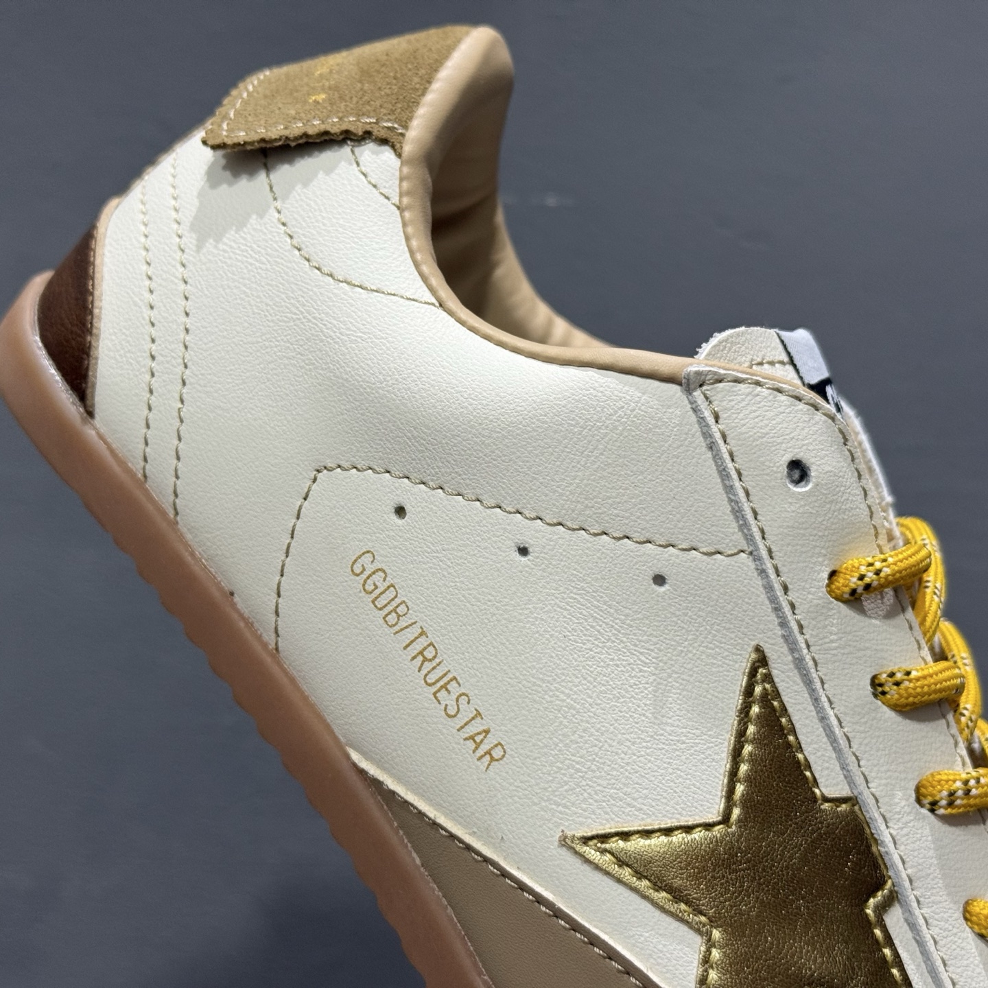 210 GGDB Golden Goose Super Star 小脏鞋运动鞋休闲擦脏系列