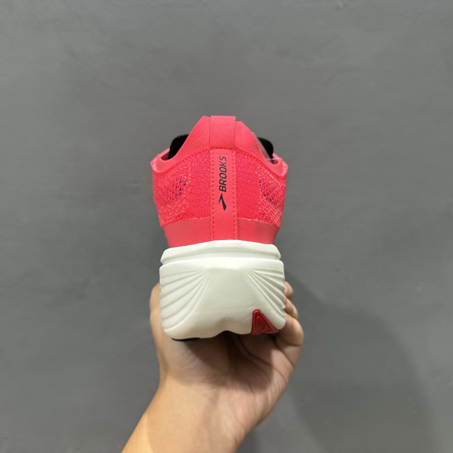 200 Brooks布鲁克斯 Hyperion Elite 4 舒适百搭防滑耐磨 低帮 越野竞速跑步鞋 100046 1D 488