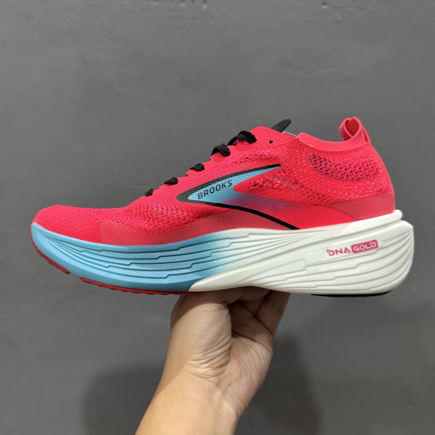 200 Brooks布鲁克斯 Hyperion Elite 4 舒适百搭防滑耐磨 低帮 越野竞速跑步鞋 100046 1D 488