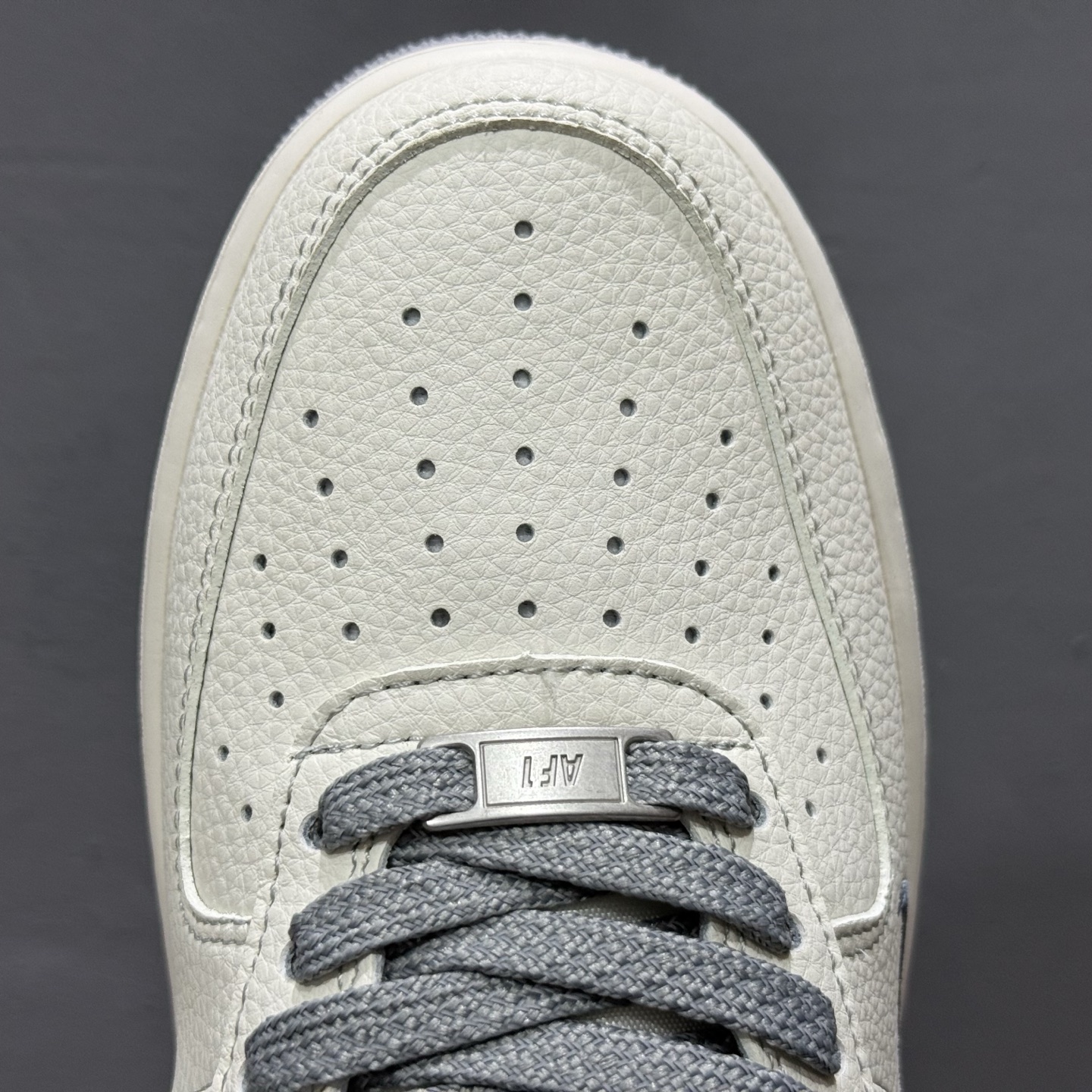 260 LV x Air Force 1 Low 印花米白灰 HH7518-079