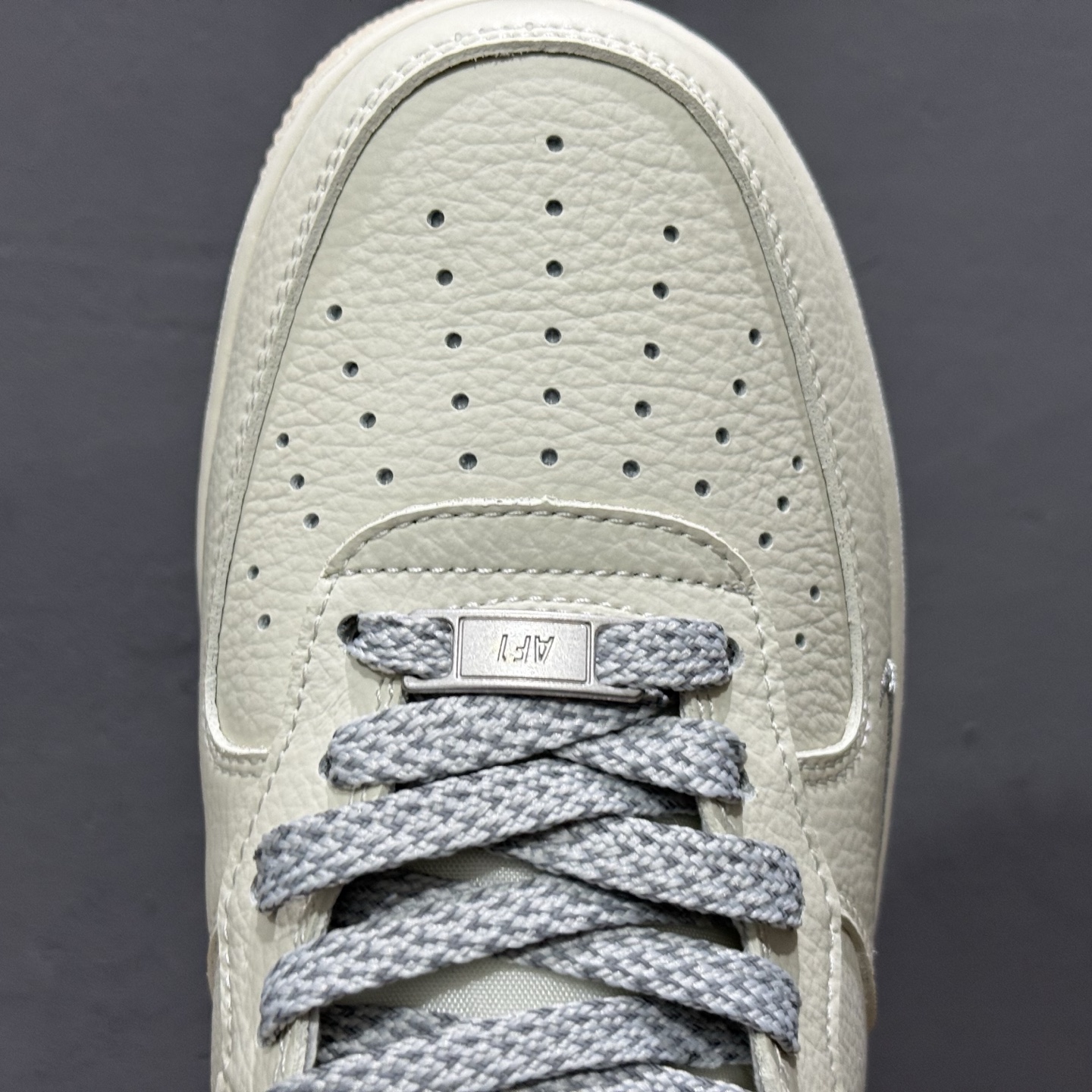 260 官方爆款定制 Nike Air Force 1 MID 米灰双色底 满天星空军一号中帮休闲板鞋 3M反光 XL0236-232