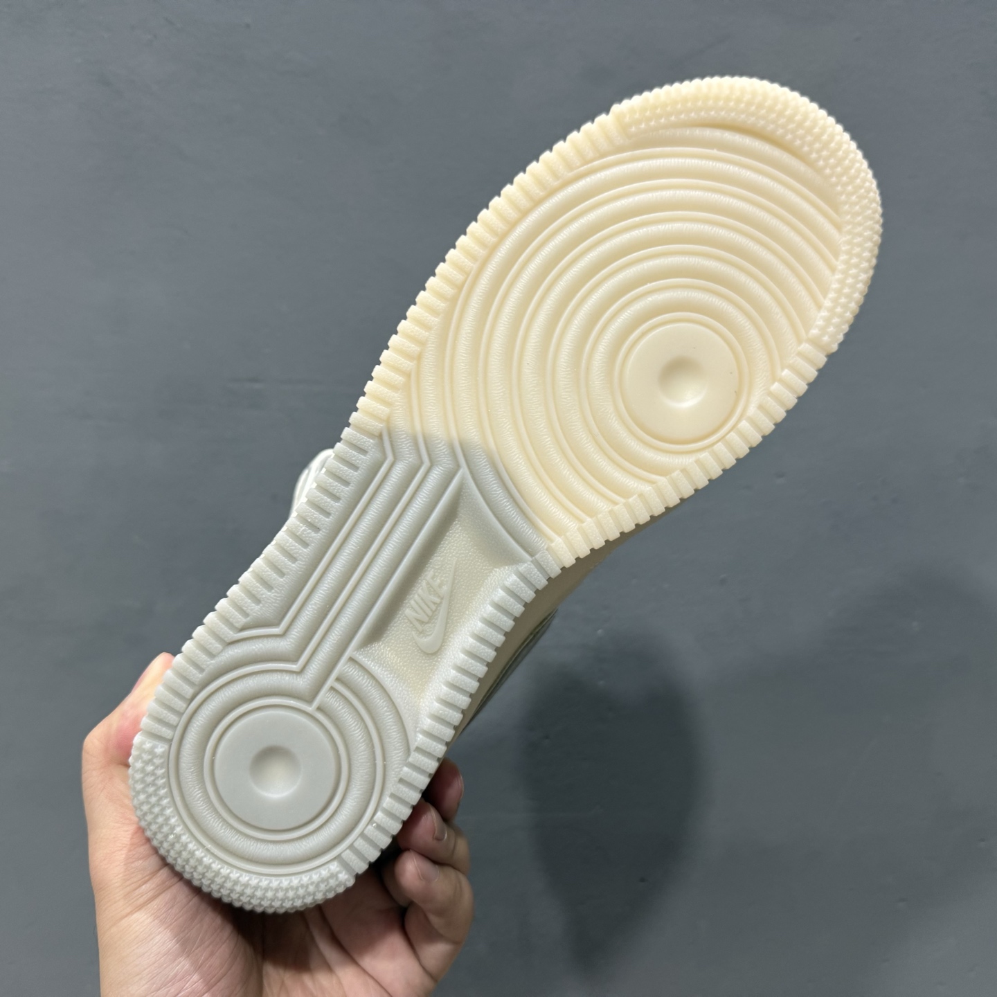 260 官方爆款定制 Nike Air Force 1 MID 米灰双色底 满天星空军一号中帮休闲板鞋 3M反光 XL0236-232