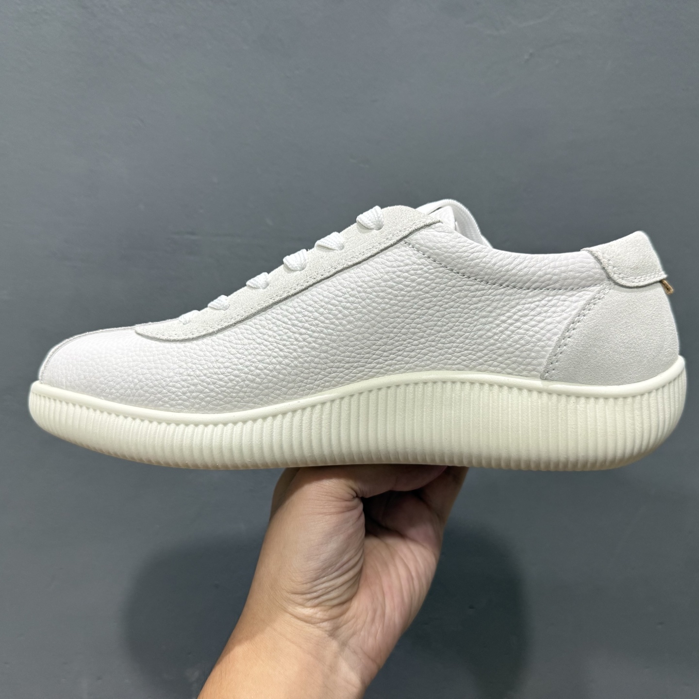 280 L/Ecco 爱步 #经典和现代工艺品质融合 精选小牛皮面料